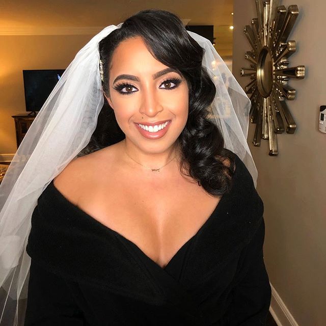 It was such a blessing to close my year out with @nataliesoas. She is as sweet as they come. Thank you for having me a part of your special day! 🥰
.
.
Hair : @ericka.smart (THEEE BEST!) #makeupbyfifibridal #softbridalmakeup