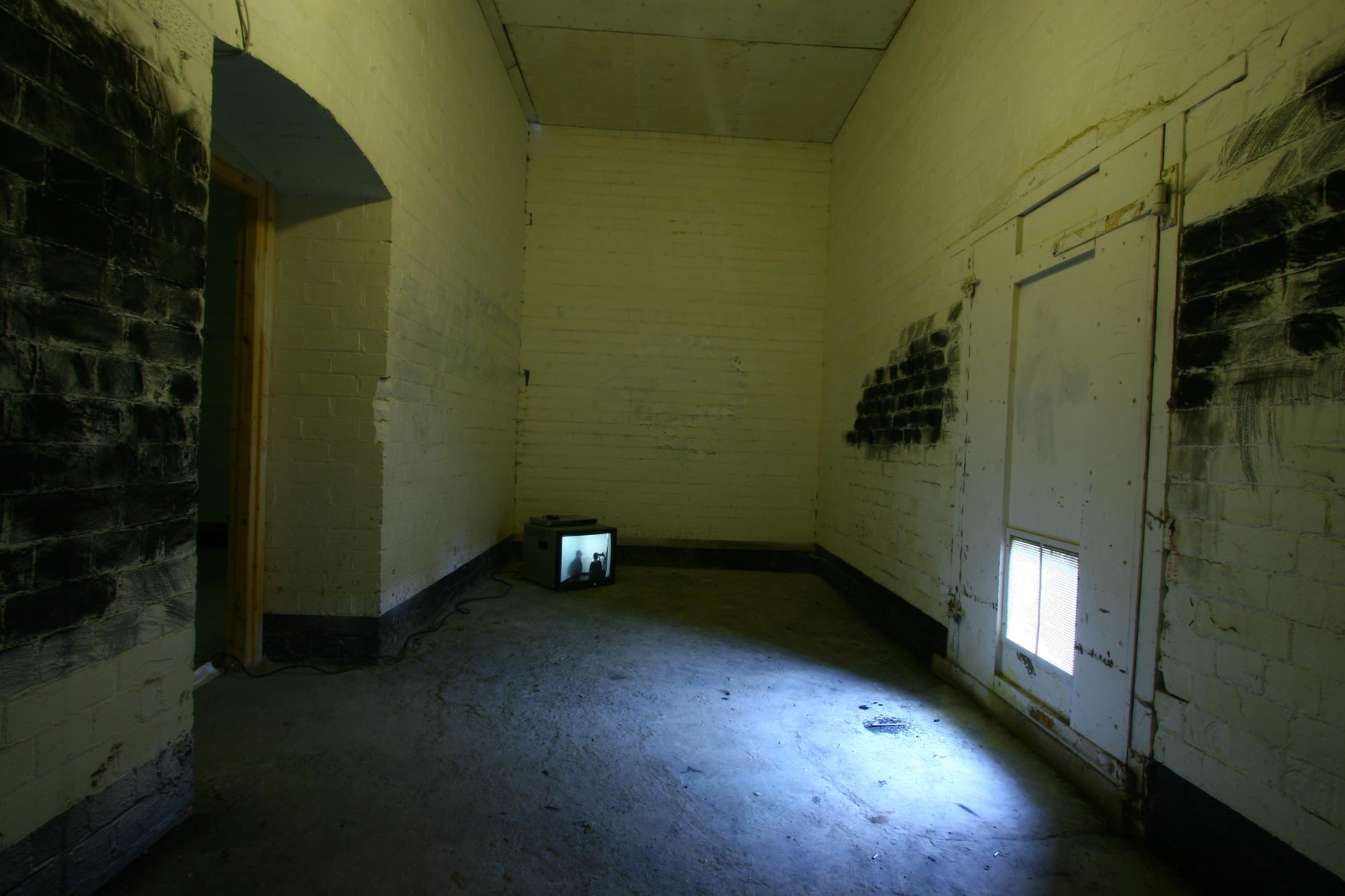 'Blacking' Video installation. Separations exhibition. Leeds. 2008.Copyright David Lindsay..jpg