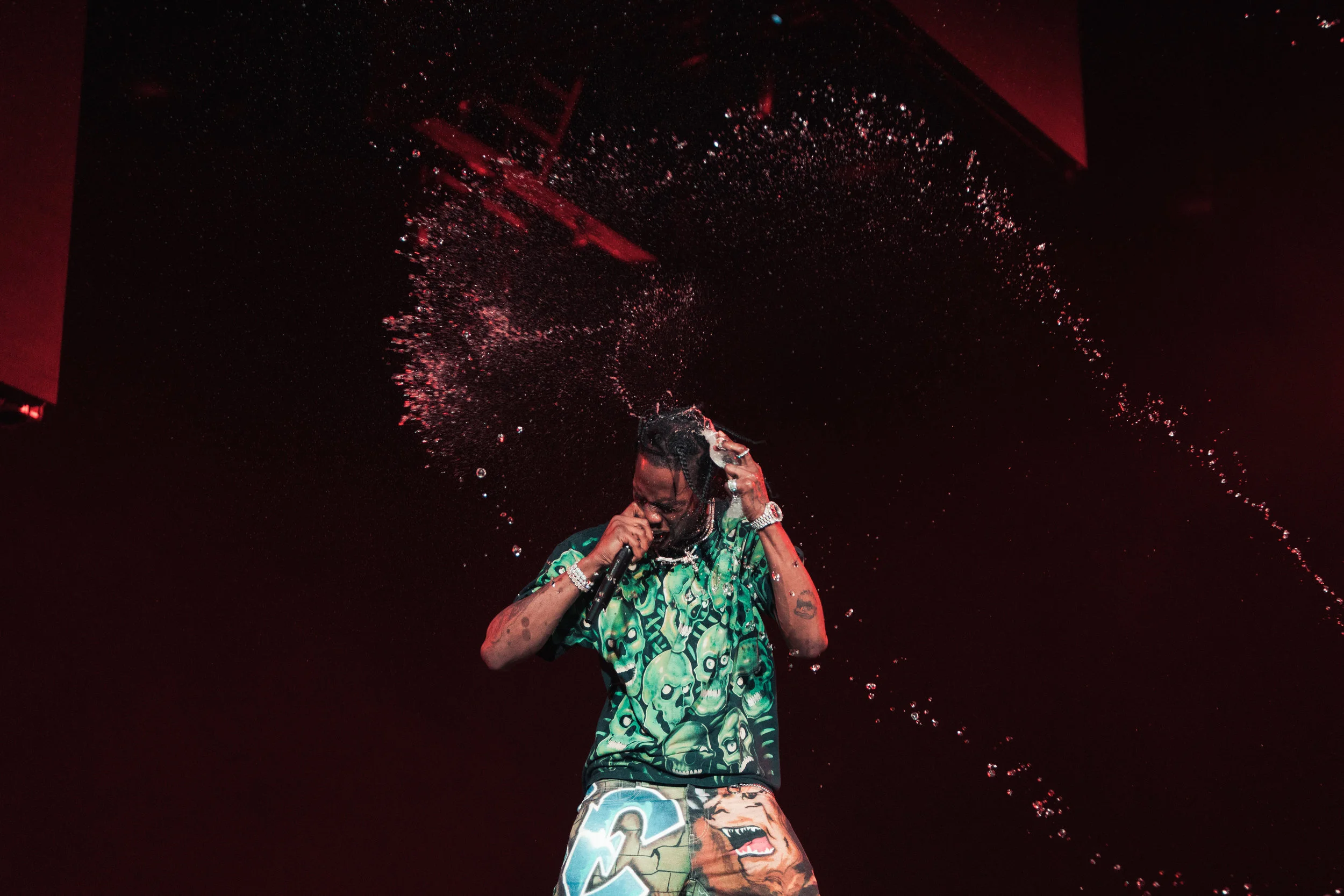 TRAVIS SCOTT