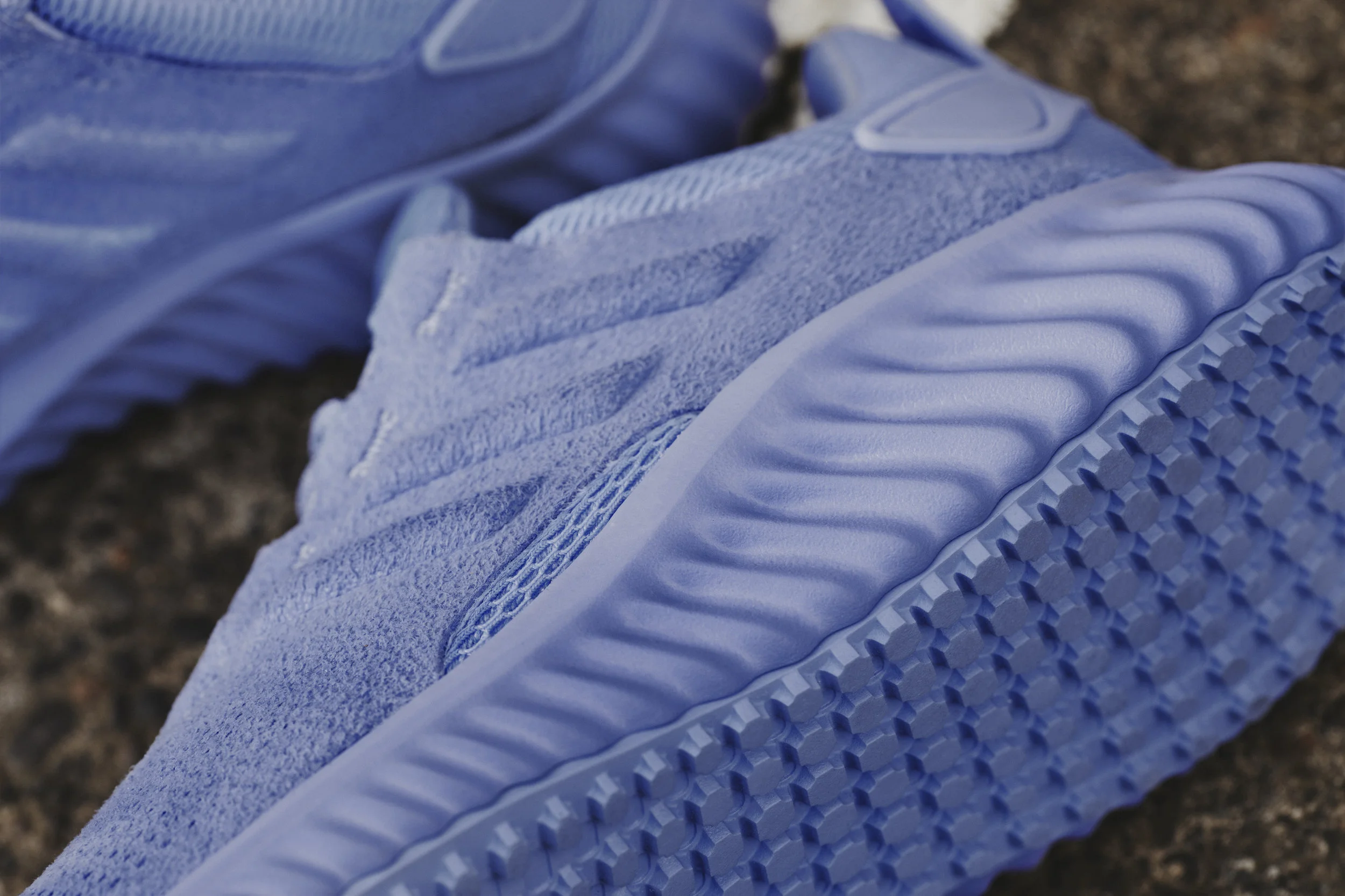 SS18_YA_FINISHLINE_ALPHABOUNCE_0184_R.jpg