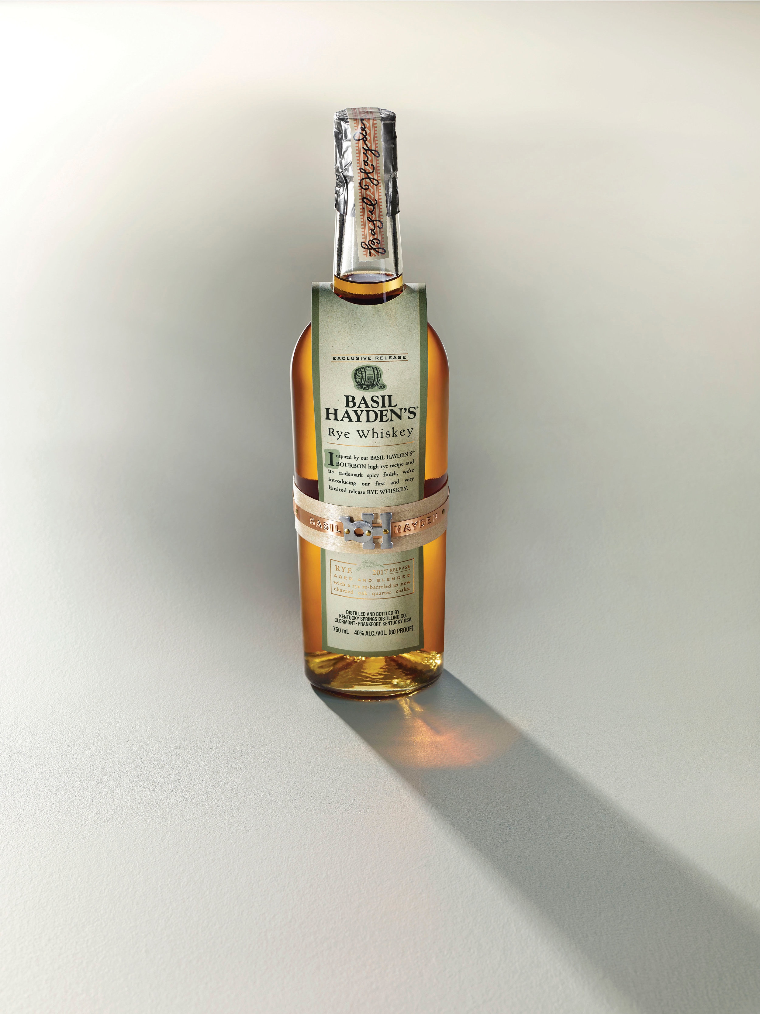 RGB_Basil-Haydens_Bottle_1_07_NewNEWLabel_R.jpg