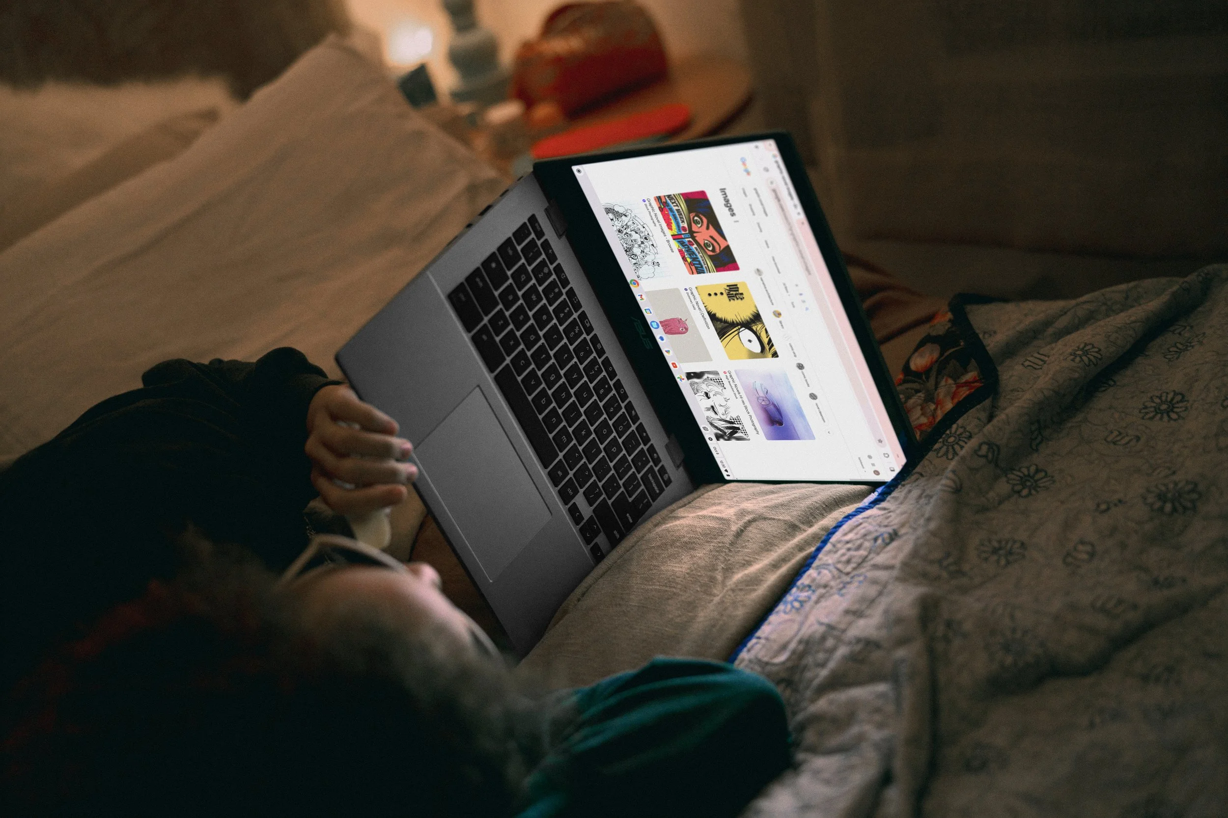 GOOGLECHROME_COMFYLATENIGHT_SETR_ASUSTENTACRUEL_0272.jpg