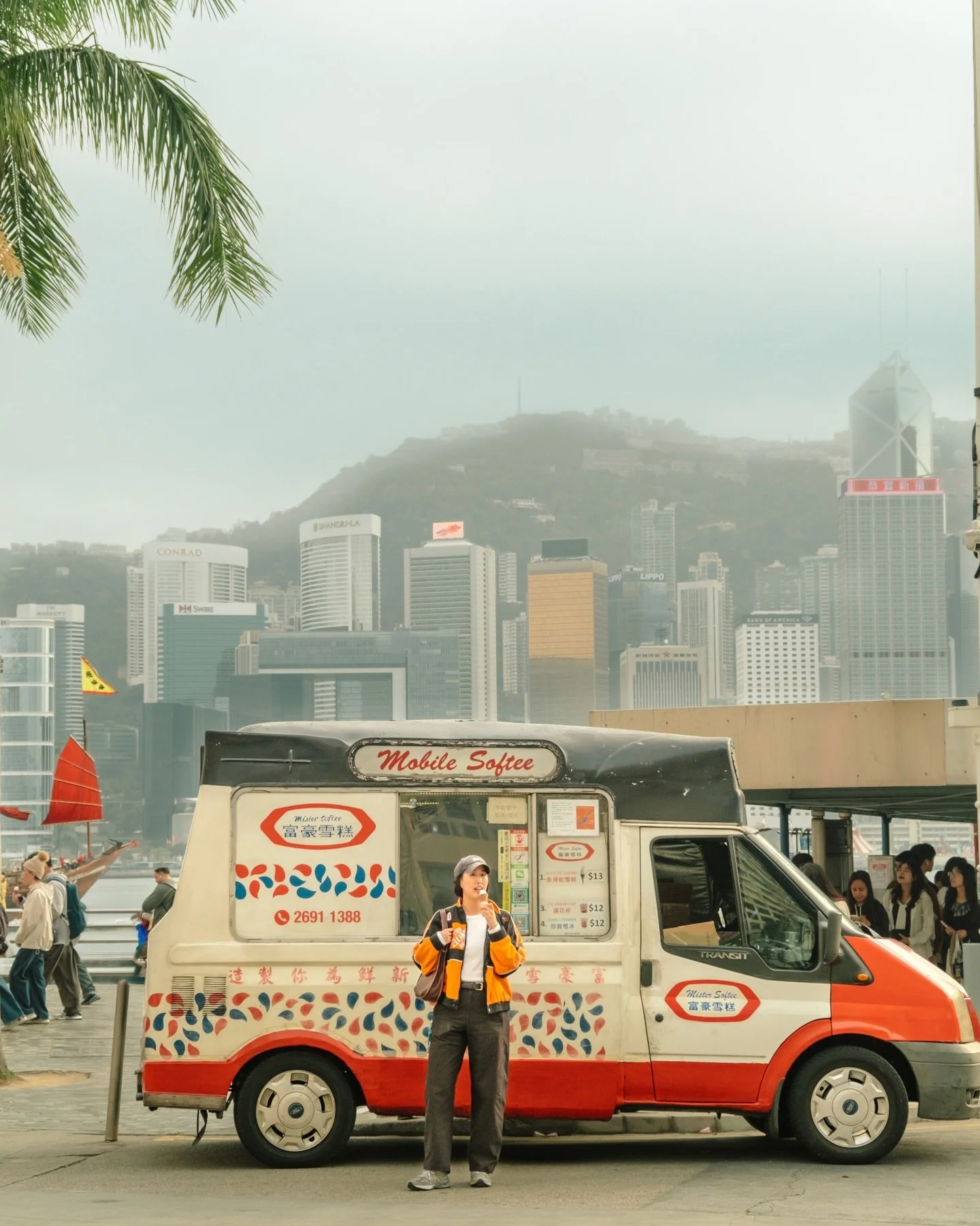 20 photos from hong kong this week 🤳🏻