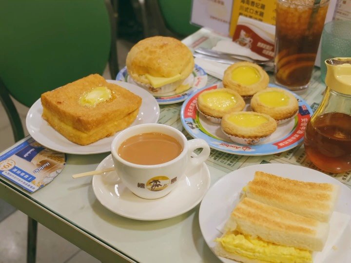 some scenes from this week&rsquo;s hong kong vlog 📽️
viewing these clips may cause hunger