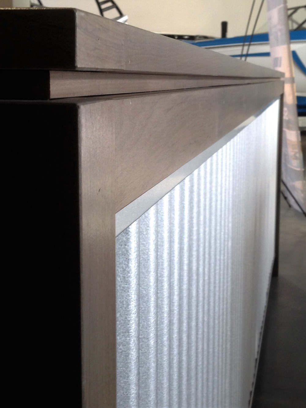 Alder service desk with galvanized metal inserts