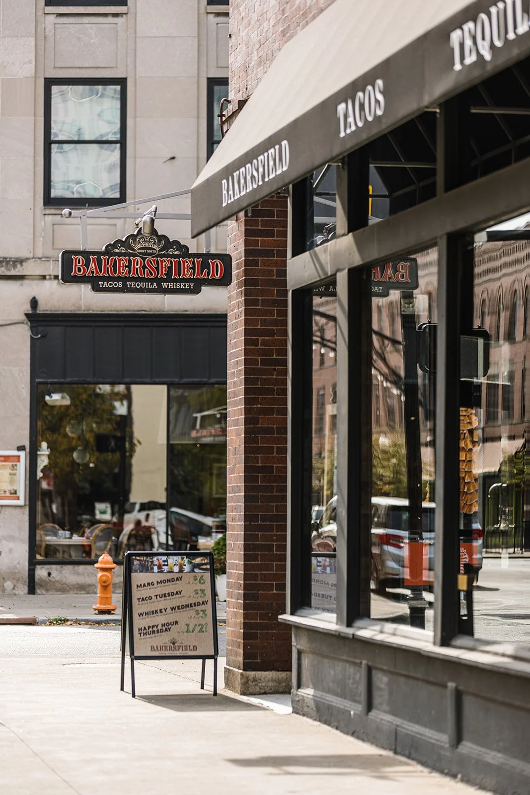 Bakersfield — Kate Architecture, Interior Design & Brand Photographer Columbus Ohio