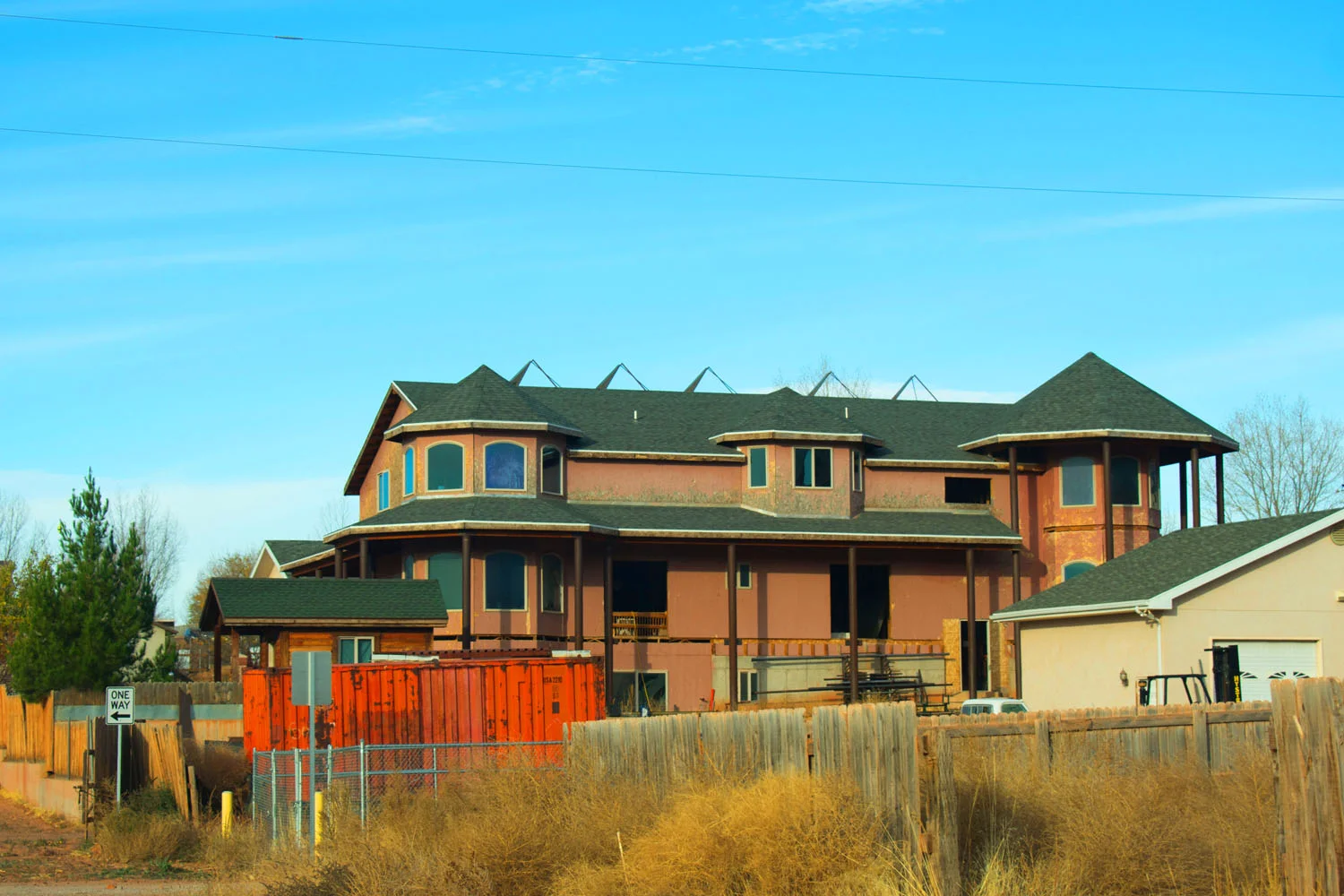 One of the large homes typical in Short Creek2-resize.jpg
