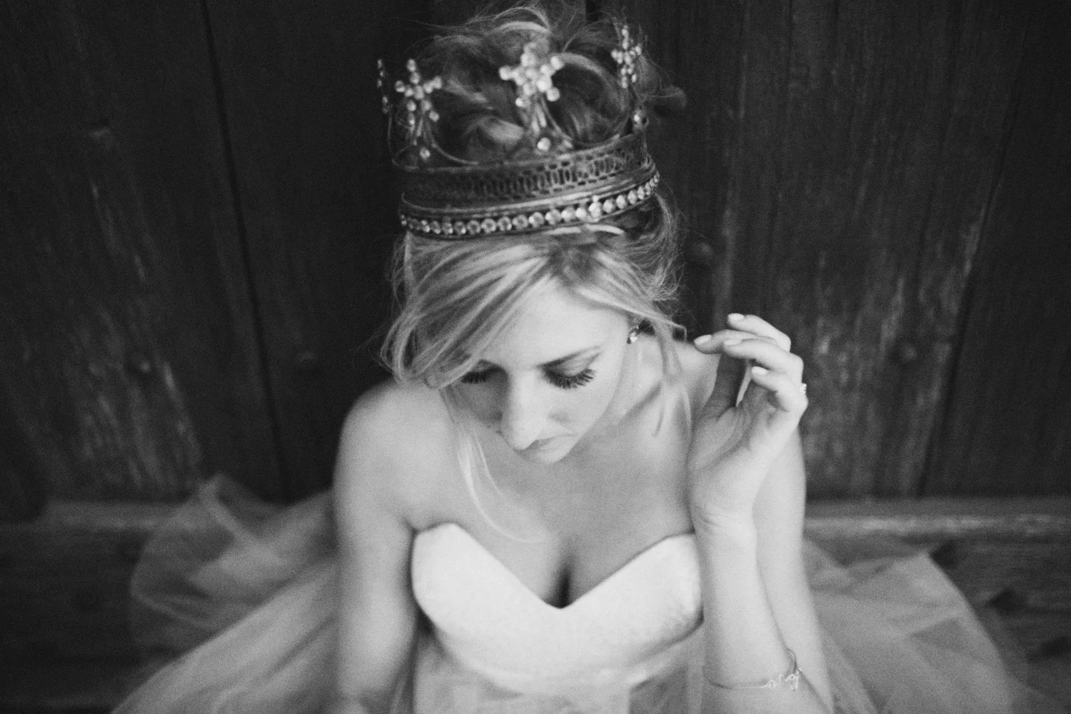 0066-JENNIFER-SKOG-princess-castle-napa-castillo-di-amoroso-pink-tulle-olive-branch-crown-couture-engagement-photographer-0012.jpg