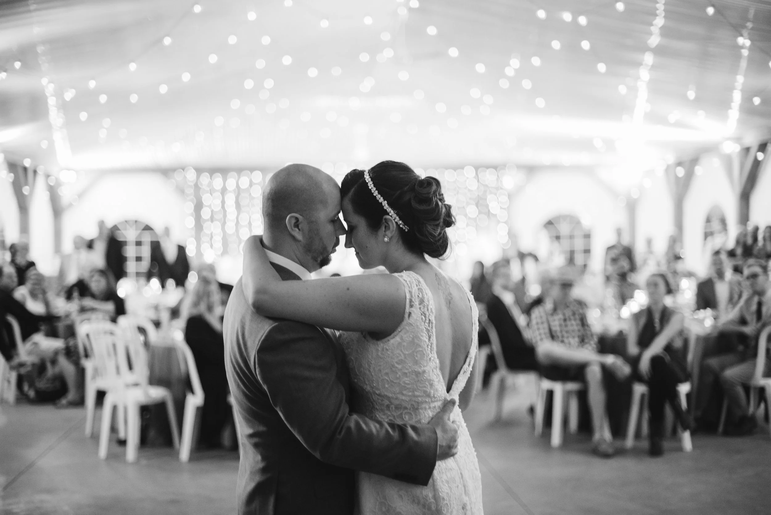 Jess &amp; Caleb's wedding at Stanley's Olde Maple Lane Farm