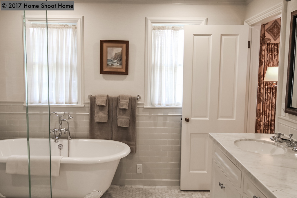 2331_48master-bathroom-alt.jpg