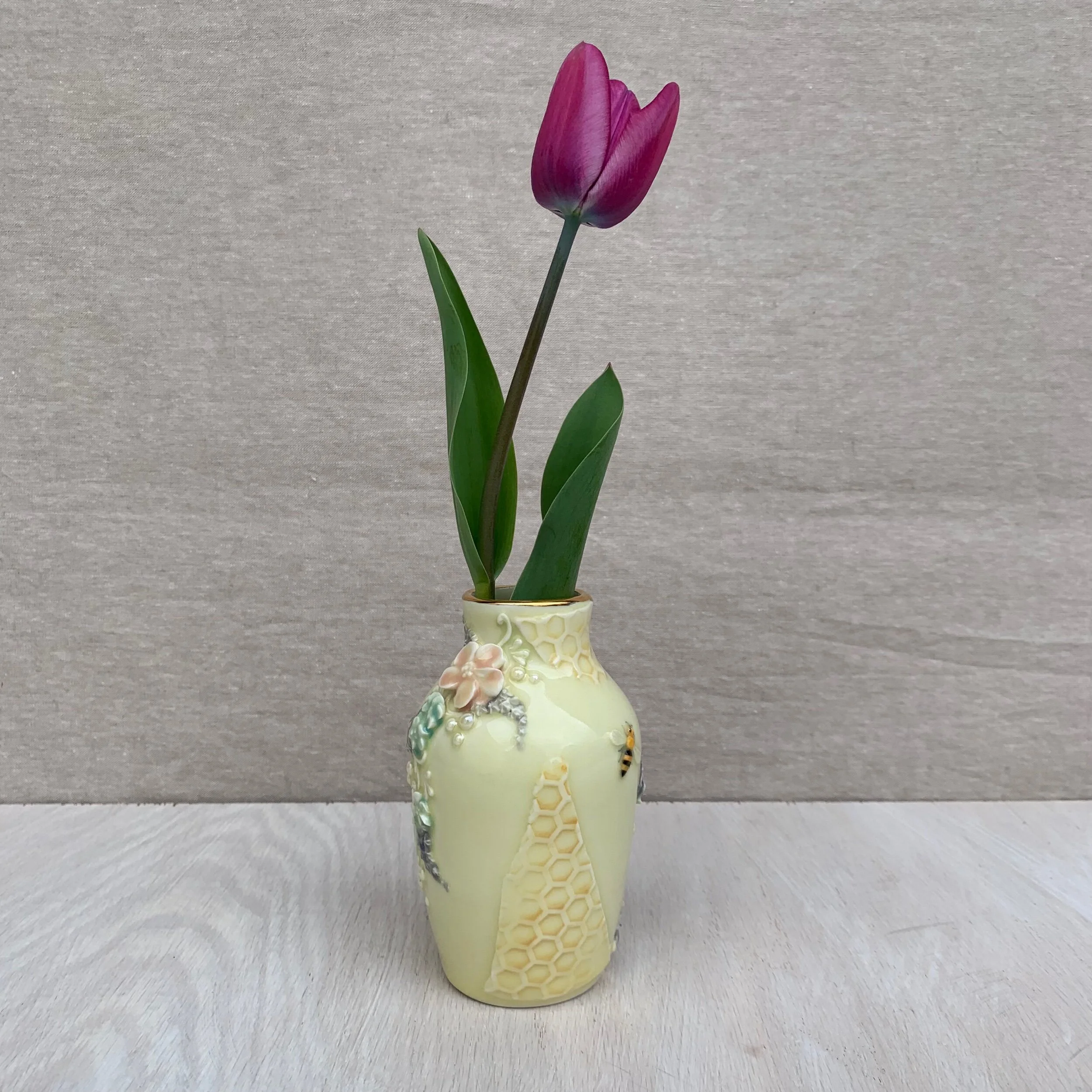 Bees in Winter vase, assorted sizes