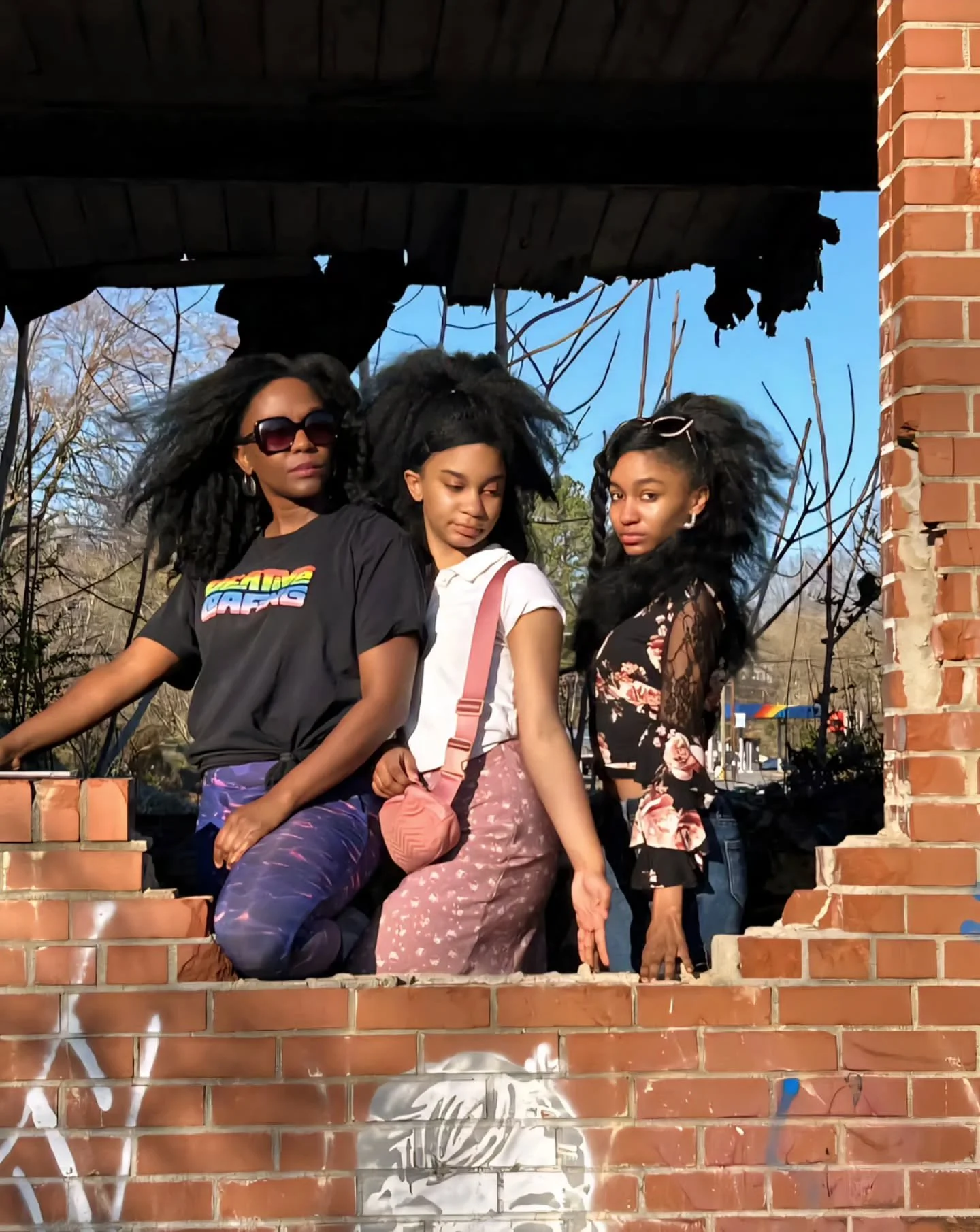 Our feet only touched ONE trail for a full, in-the-woods hike last year. (2025)

Not long ago, that would be unimaginable for my girls &amp; me‼️ 

Now, Alora loves hiking again, Vivia doesn't (until that nature therapy kicks in😂) Their feelings wer