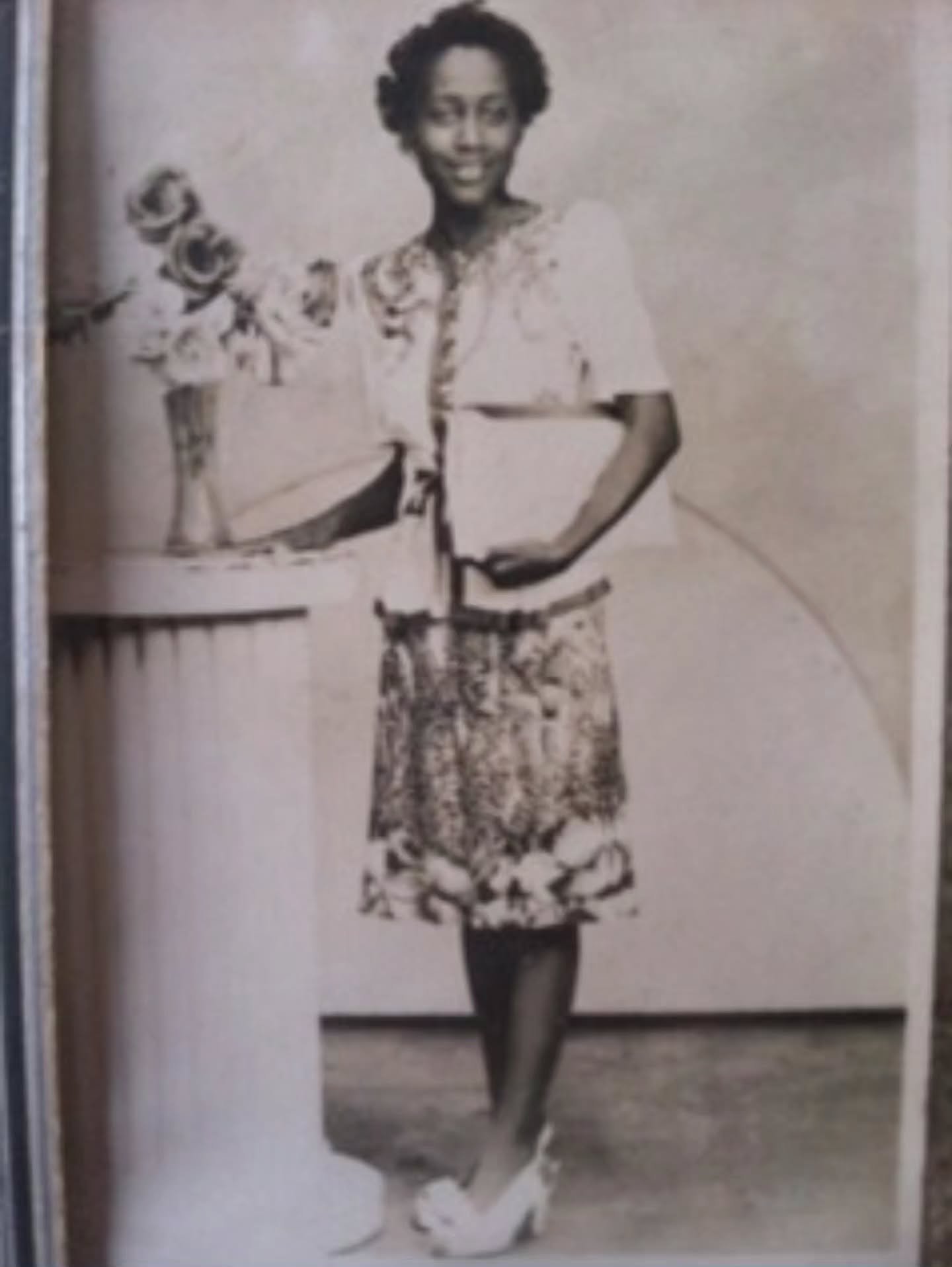 Back down memory lane.😍😭

The first photo is of my grandmother.❤️ I've always been told I look a lot like her. She loved &amp; spoiled me endlessly. 

(My dad's mother)

------------------

Once upon a time, these family members were a part of the 