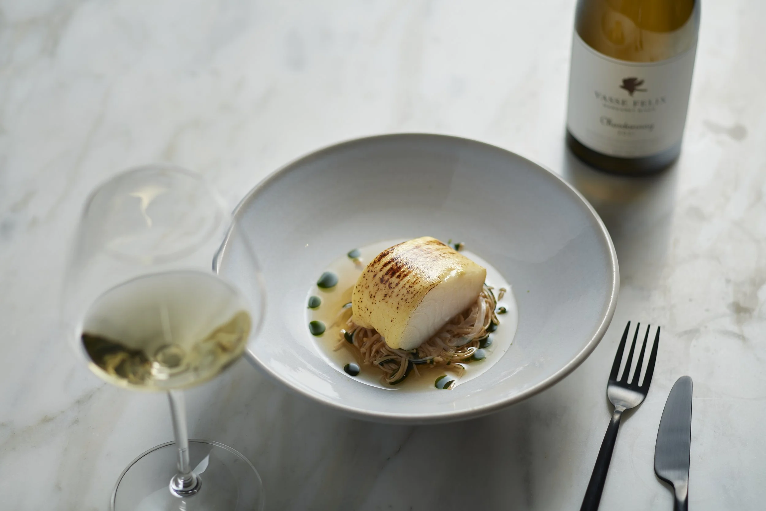  The Vasse Felix Restaurant offers a beautiful setting to indulge in regional flavours, textures and creative cuisine to complement the Wine Collection. The lunch menu is created from local, seasonal produce and changes frequently as new ingredients 