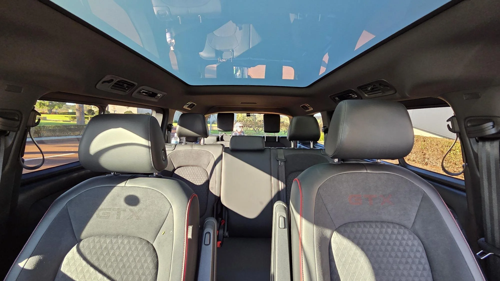 The Volkswagen ID. Buzz GTX interior combines retro Kombi vibes with modern, sporty performance and cavernous space. The buzz is all about its unique balance of nostalgic design, high-end tech, and massive people-friendly utility. It boasts a 1.5 m2