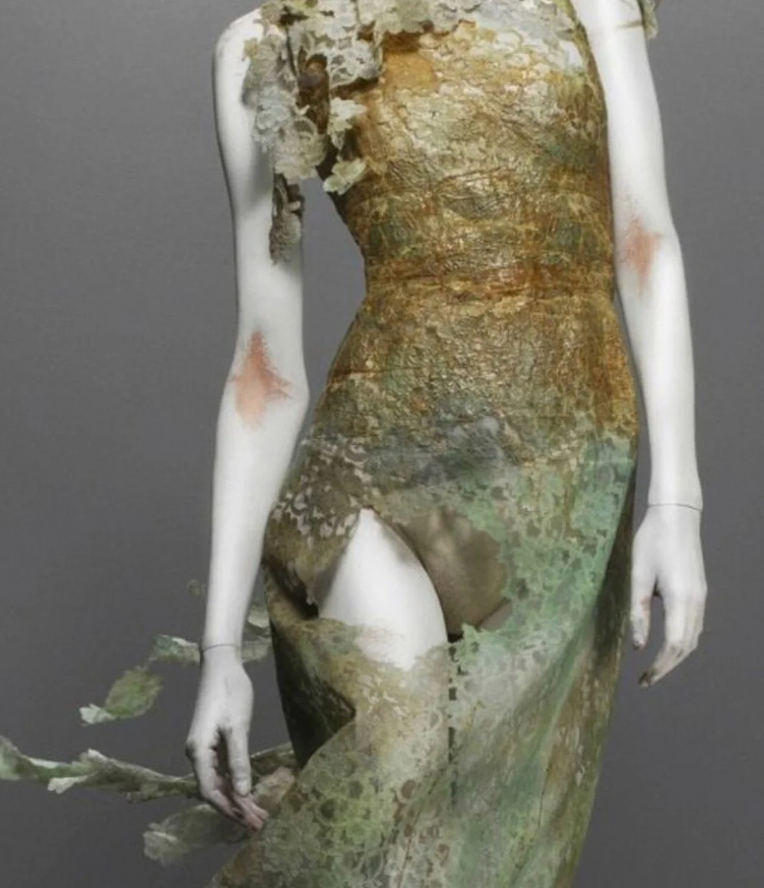 Savage Beauty.

.
.
.

@alexandermcqueen 

.
.
.
.
#alexandermcqueen&nbsp;#savagebeauty&nbsp;#fashion&nbsp;#wild&nbsp;#vision&nbsp;#art&nbsp;#performance