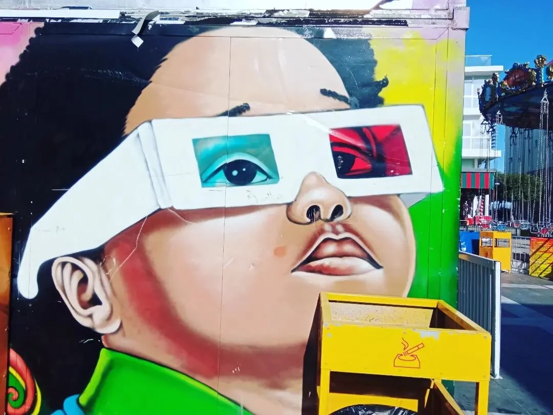 Who loves graffiti?

.
.
.
.

Photography by @elenimylonaofficial_ 
.
.
.
.
.

#marinalimassol #graffiti #streetart #colours #vibrant #elenimylonaofficial