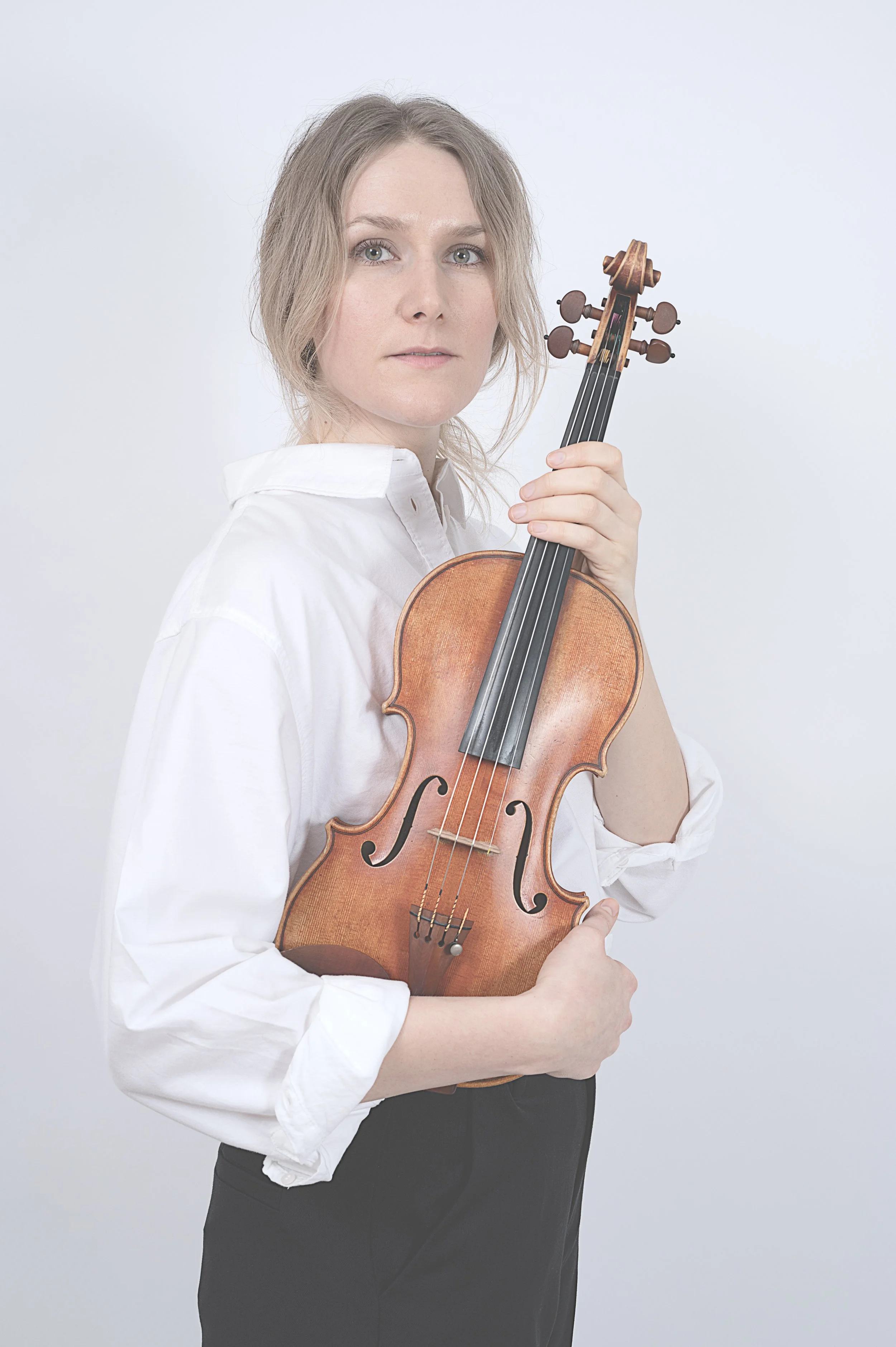 Cæcilie_vio.jpg