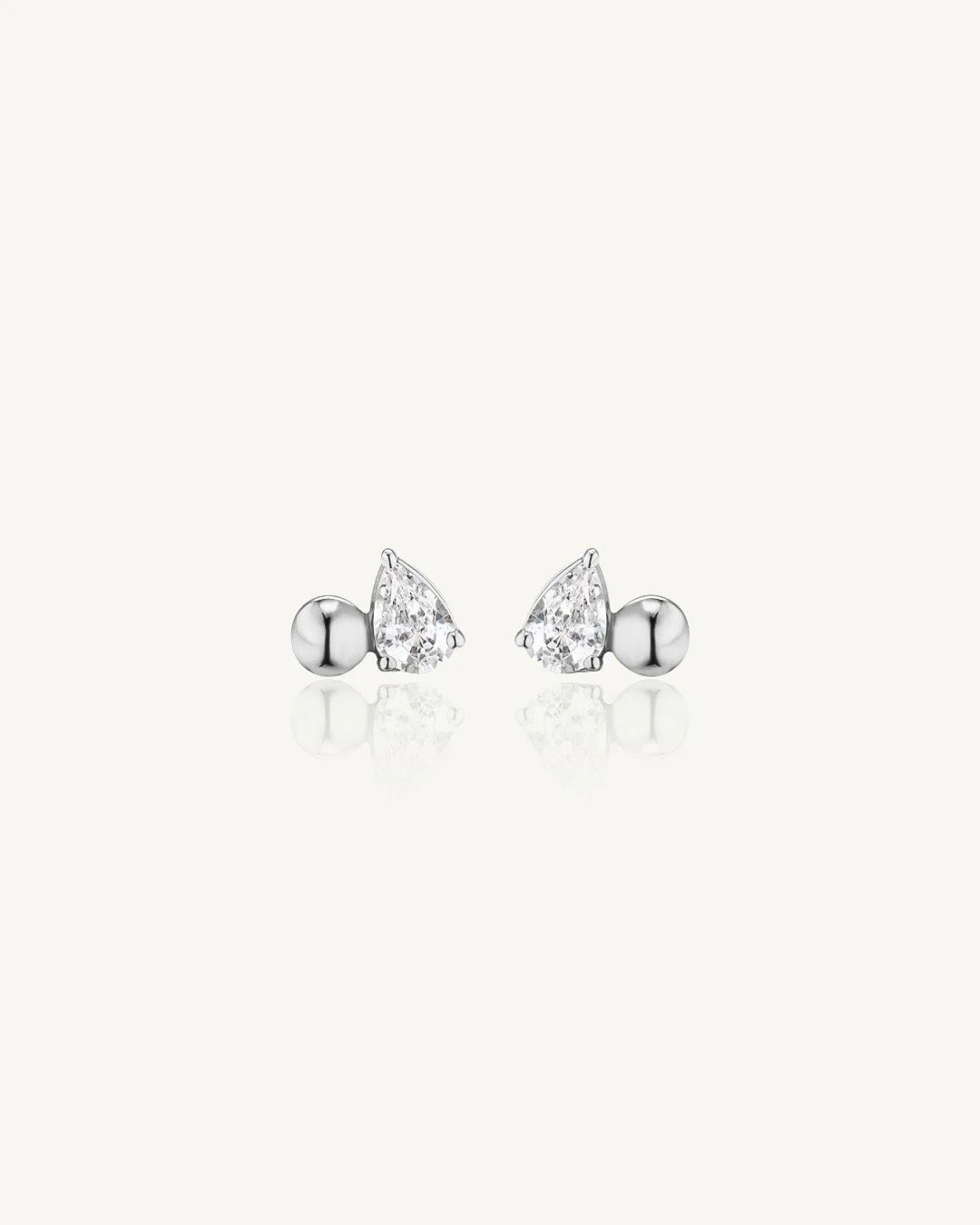 altruist-fine-jewelry-pirum-sphera-stud-background-wg.JPG