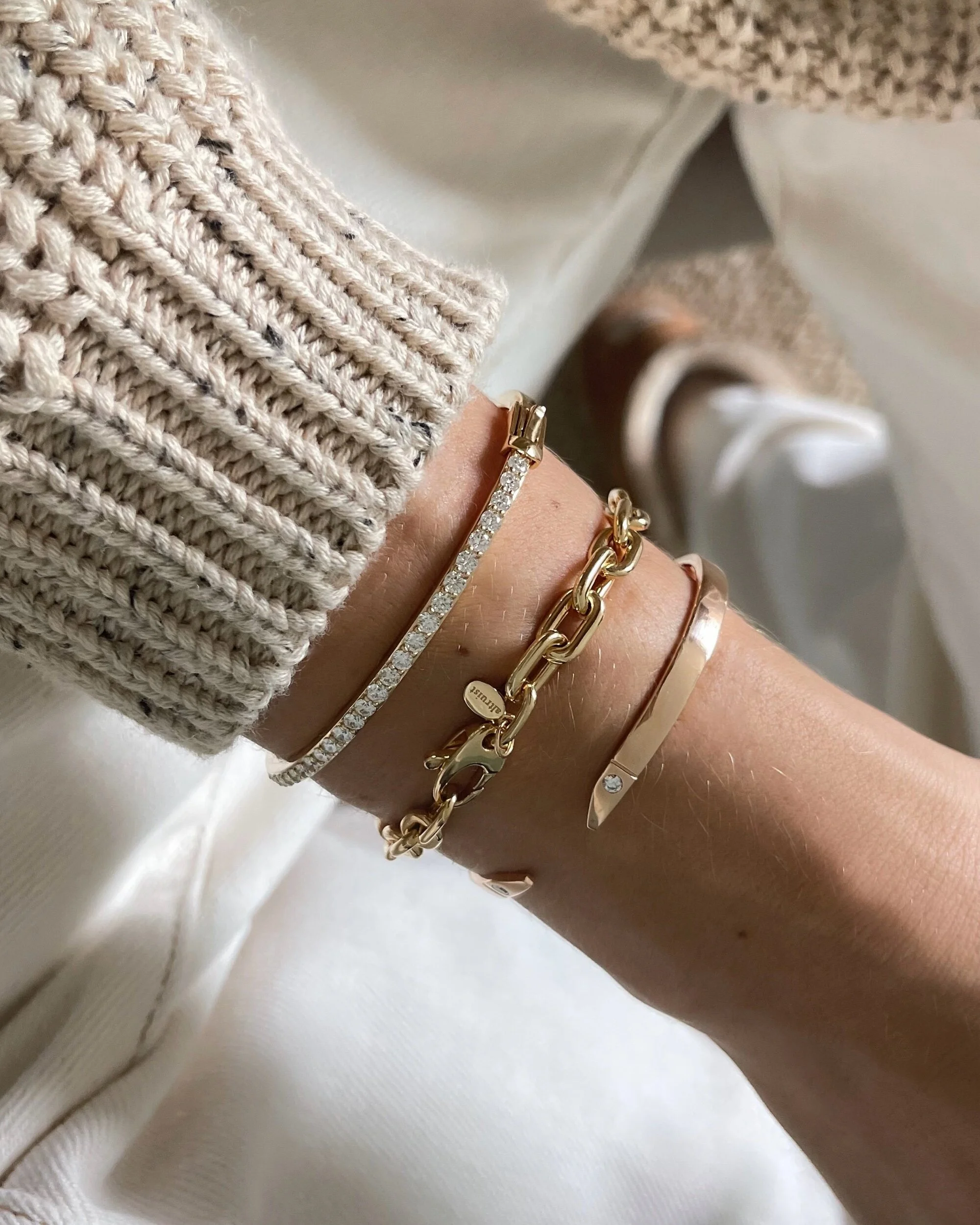 2DCA030D-9D33-472F-9353-2D8047603170