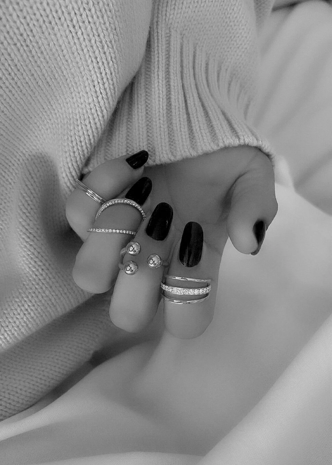 B2E533A5-14B7-4049-8857-3B45F2BC9394