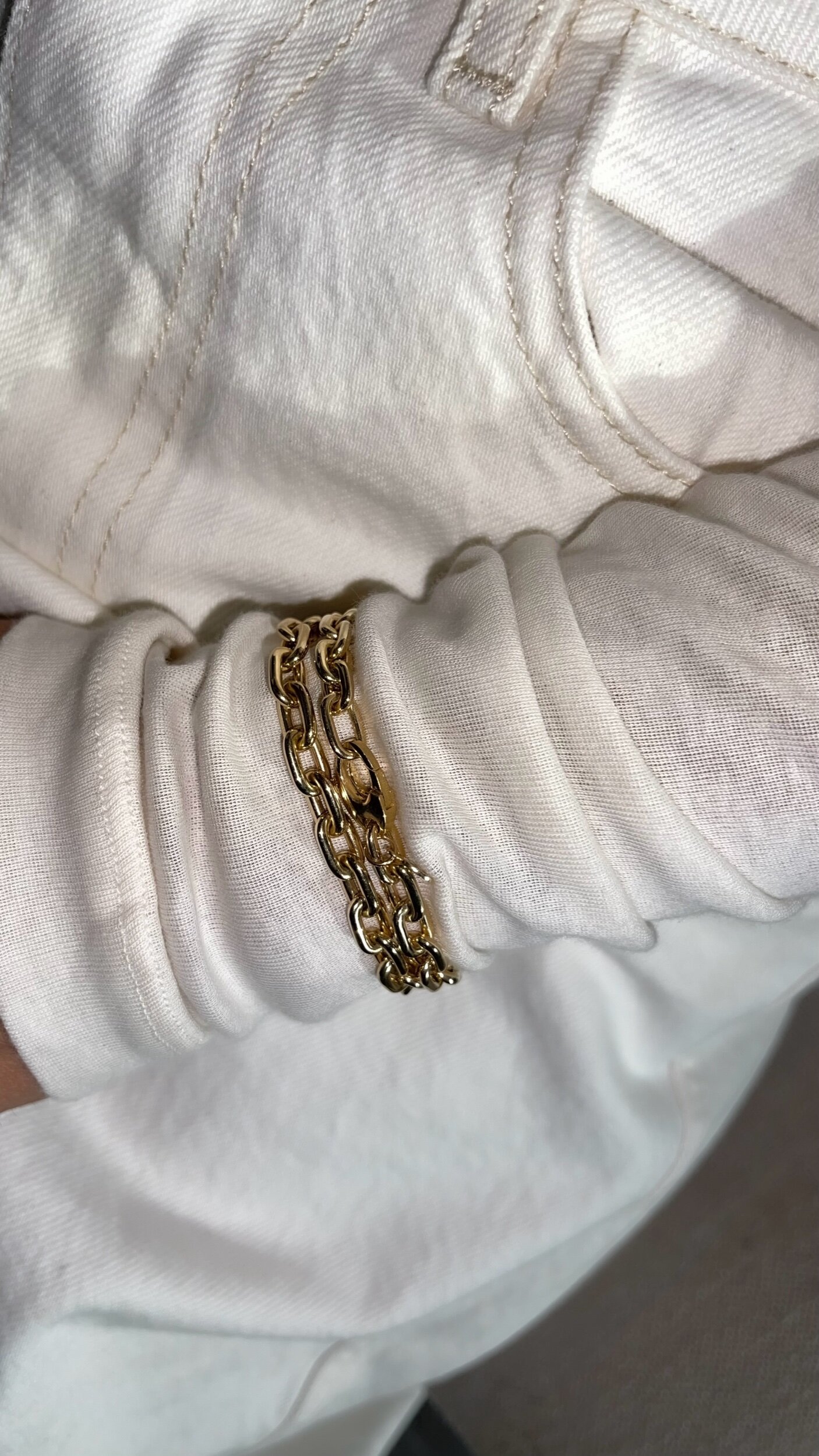 8B69D094-FEB2-4917-A1F1-40AD3973AC57