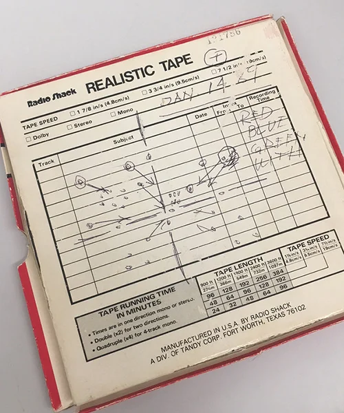 One of Max Huber's original tape recordings, which is played during the fermentation process