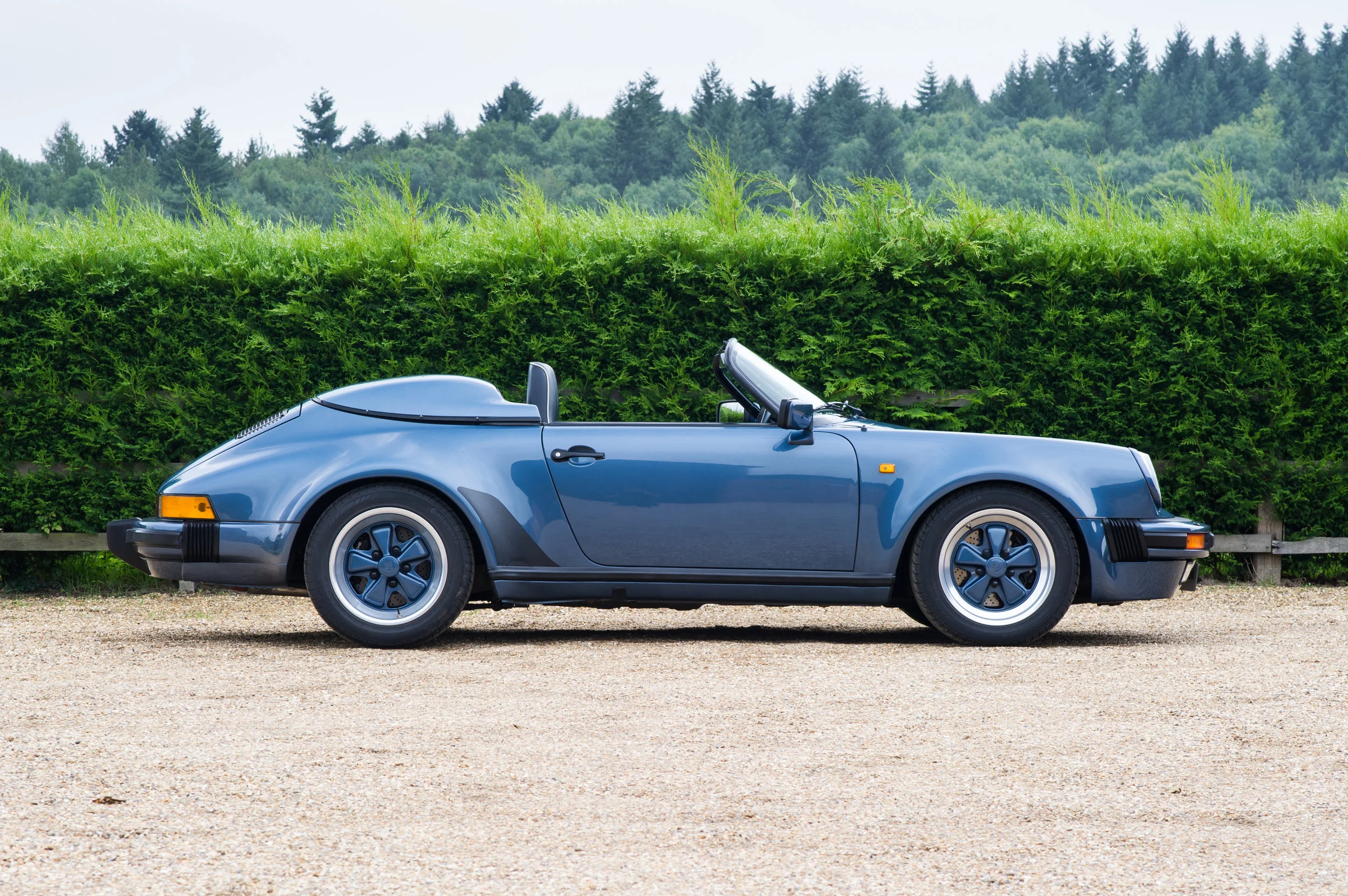 porsche_930_speedster_7.jpg