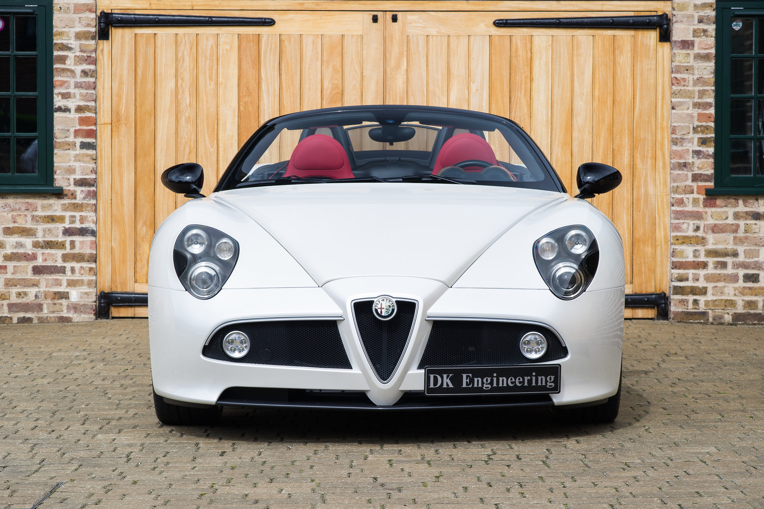 alfa_romeo_8c_spider_2.jpg