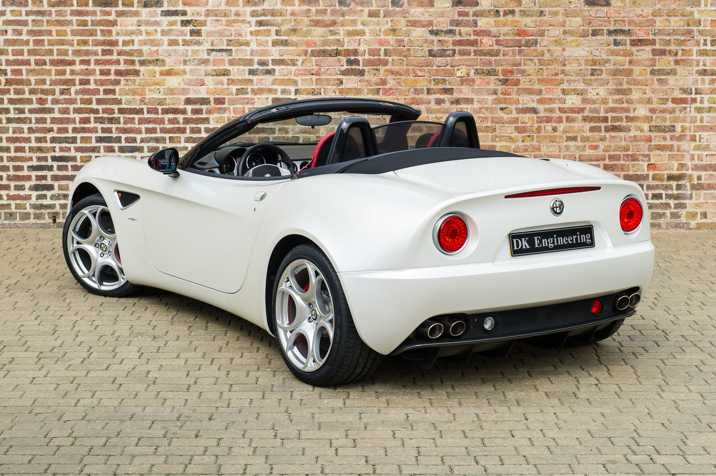 alfa_romeo_8c_spider_5.jpg