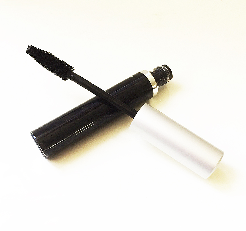 Lash builder mascara