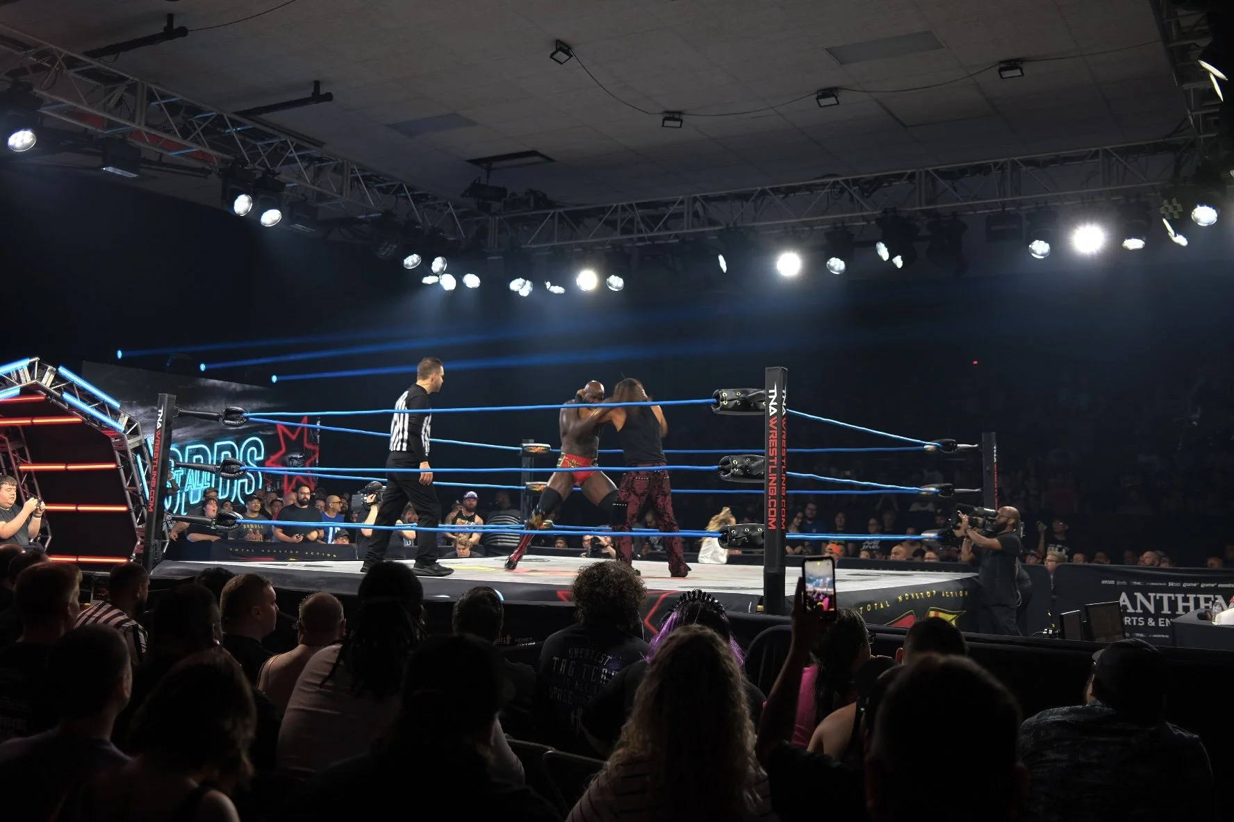 How to Compete With Companies Much Bigger Than You: A Lesson From Pro Wrestling’s Talent Wars