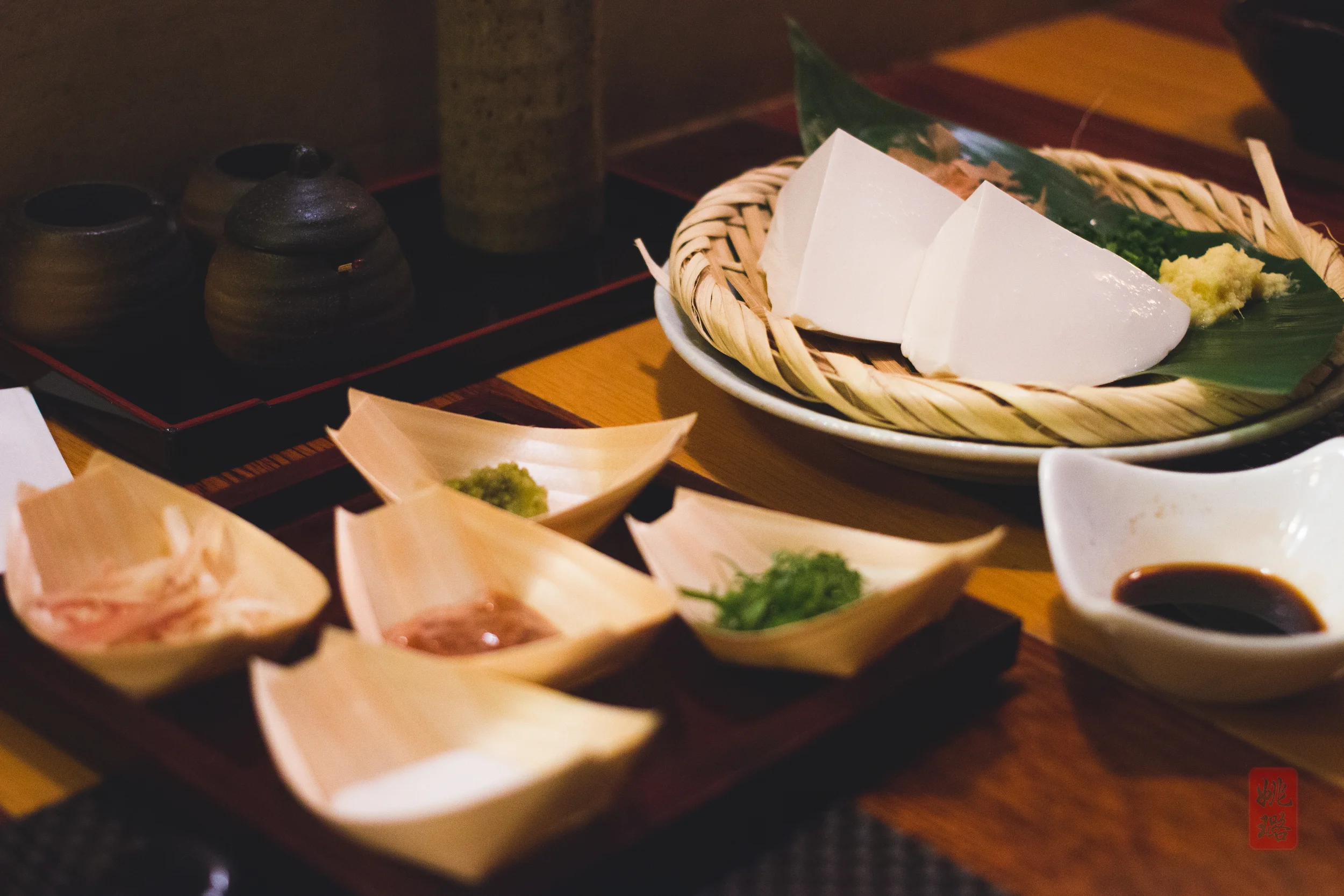 Zaru tofu with nine toppings