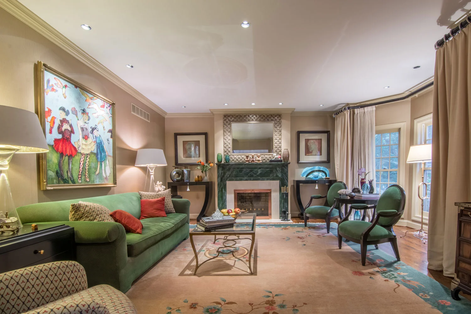 Living Room real-estate-residential-147.jpg