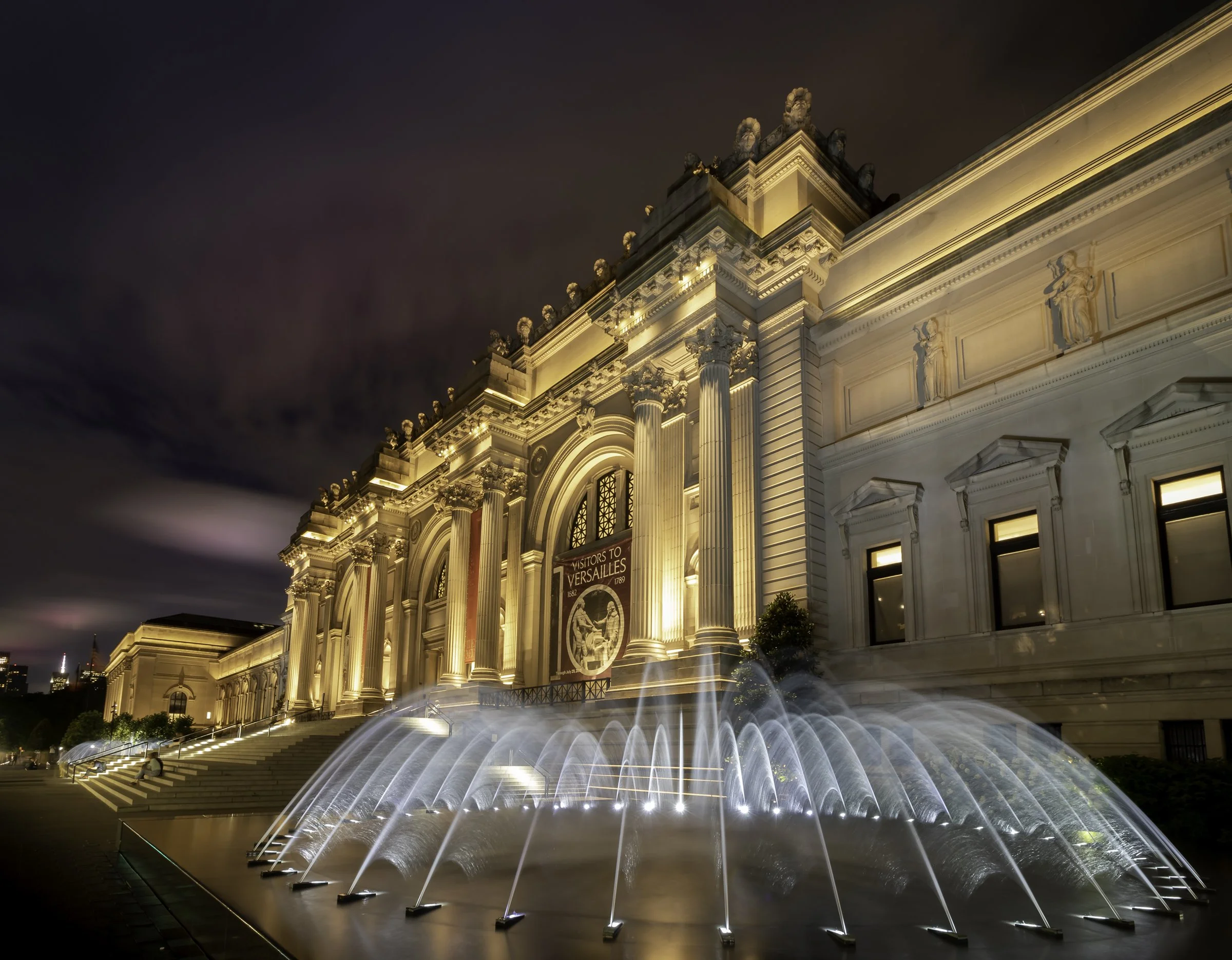 Metropolitan Museum of Art at Night