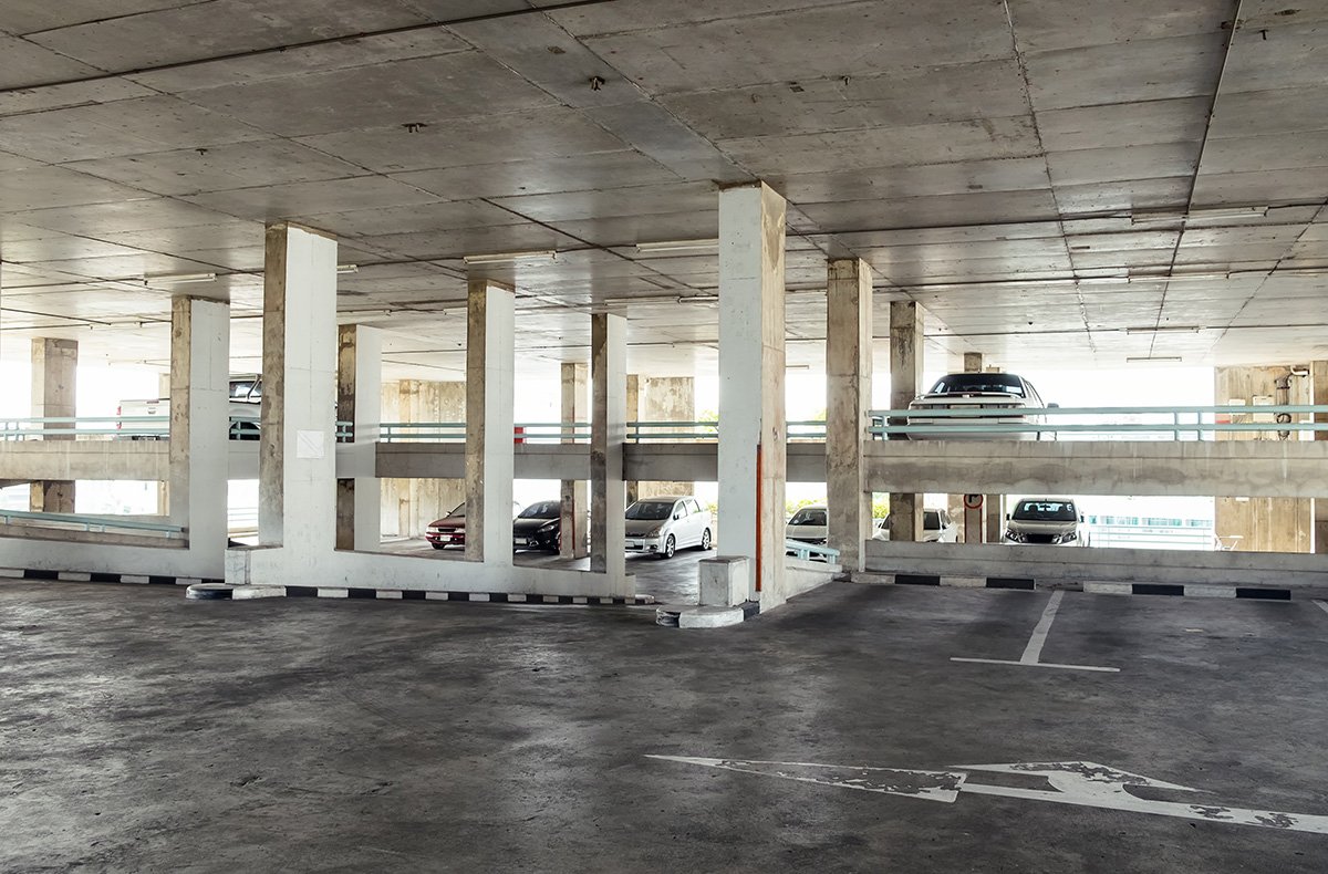 parking-indoor-old-building-2026-01-09-07-45-33-utc.jpg