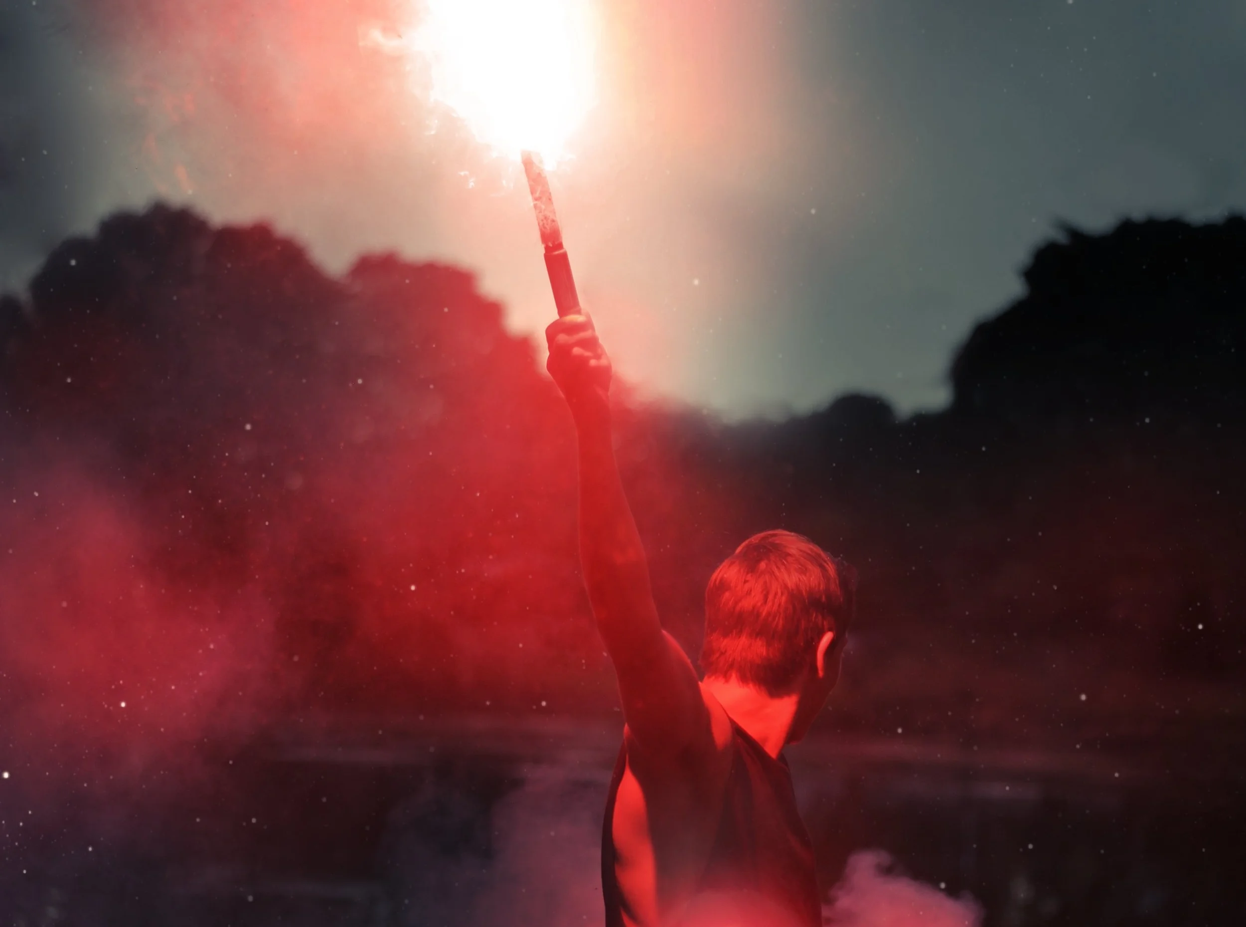 Effective communication strategies against populists