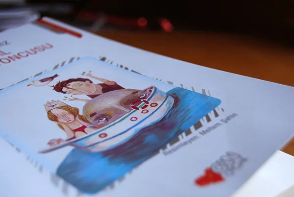 The Story Collector "Masal Koleksiyoncusu" is published by Can Yayinlari in Turkey. The story is written by Nihan Temiz and illustrated by me in 2013. This is my first published book. 