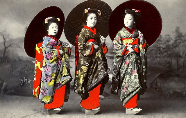 Imagen de sandalias japonesas modelo okobo