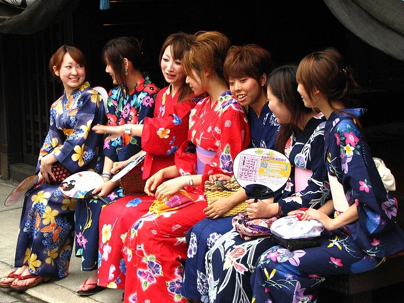 ropa-japonesa-yukata-mujer.jpg