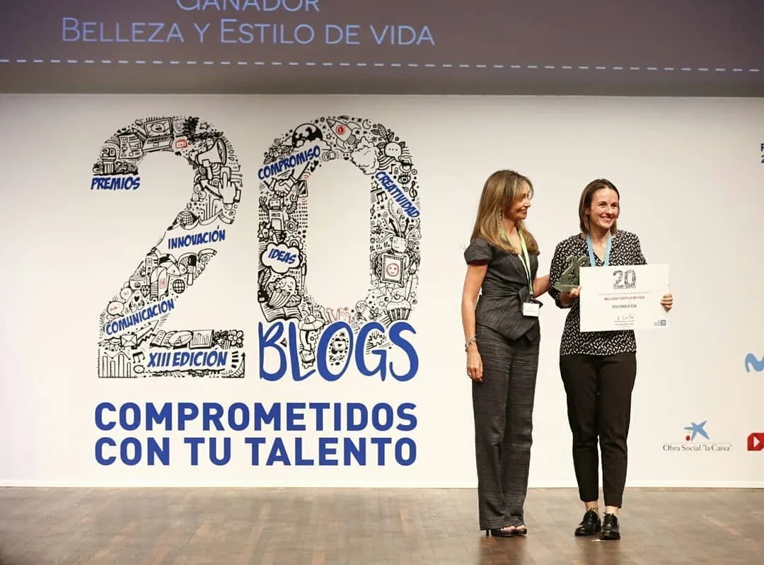 Fashionable Asia has been awarded with the first prize in the blog contest organized for the Spanish magazine @20m

Fashionable Asia is the best Spanish Beauty &amp; lifestyle blog 2019 ------------------------------------------------------------- El