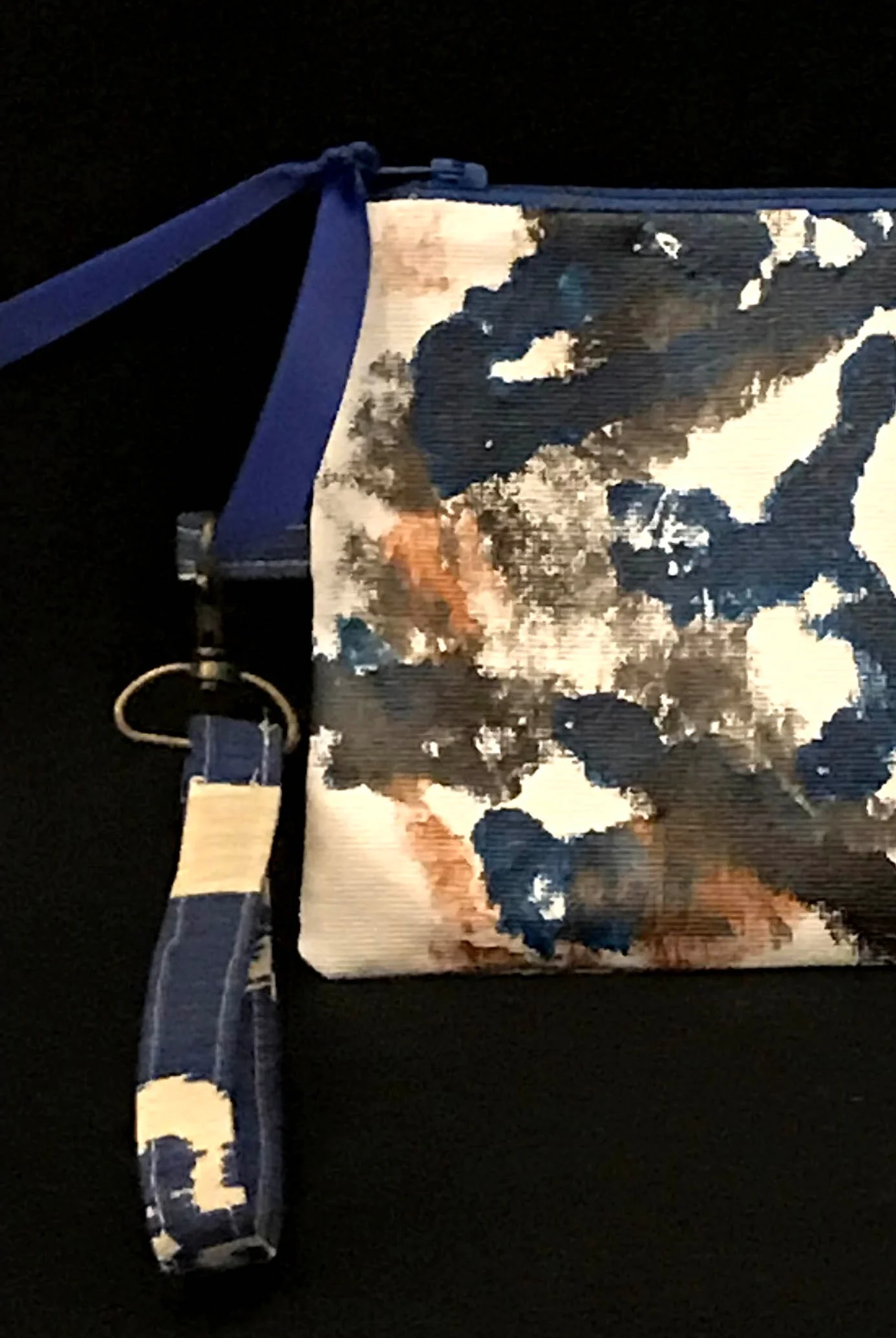 Handpainted Wristlet "Bronzo"