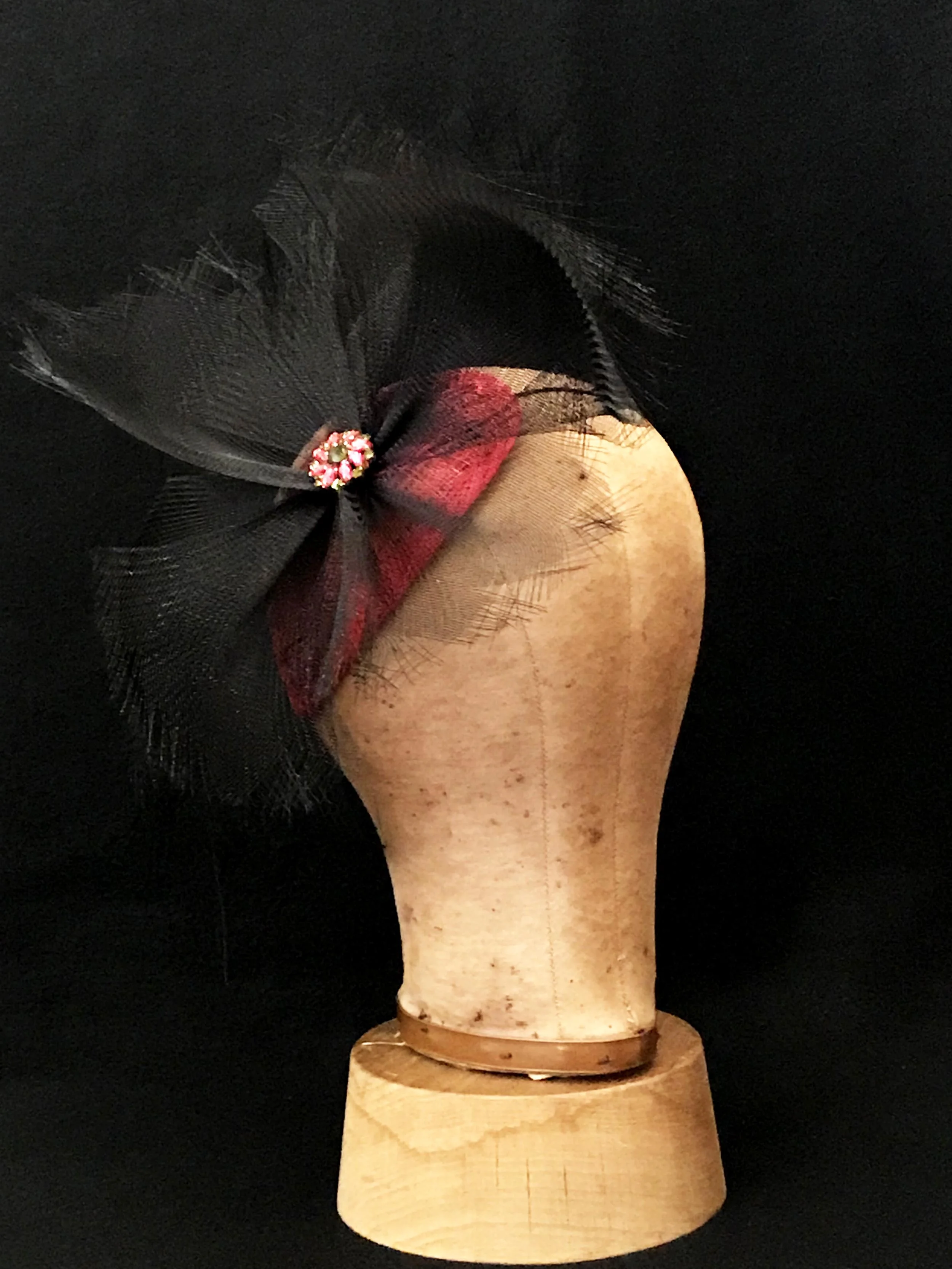 Bright Pink Fascinator "Mandy"