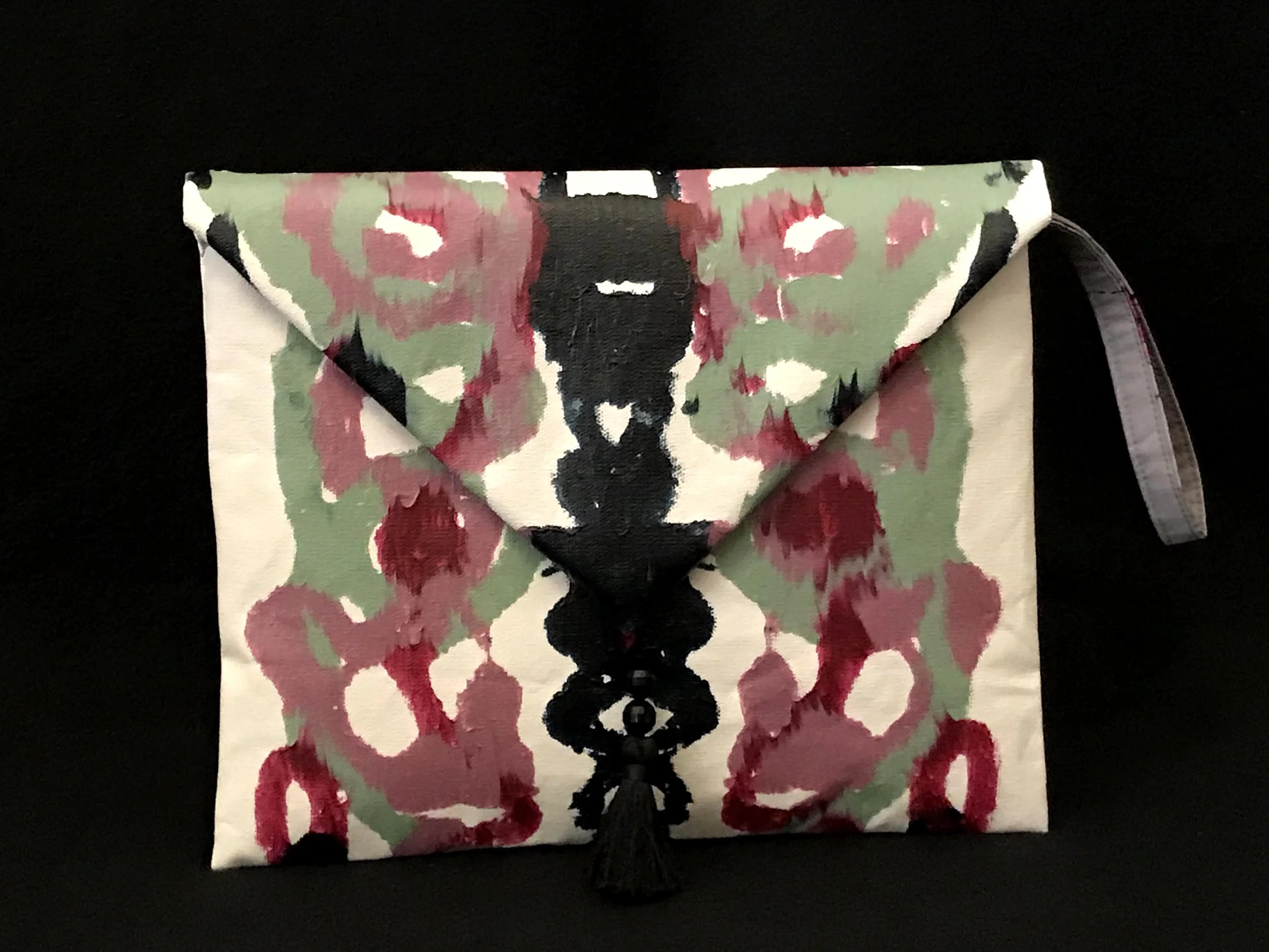 Handpainted envelope clutch "Amelia"
