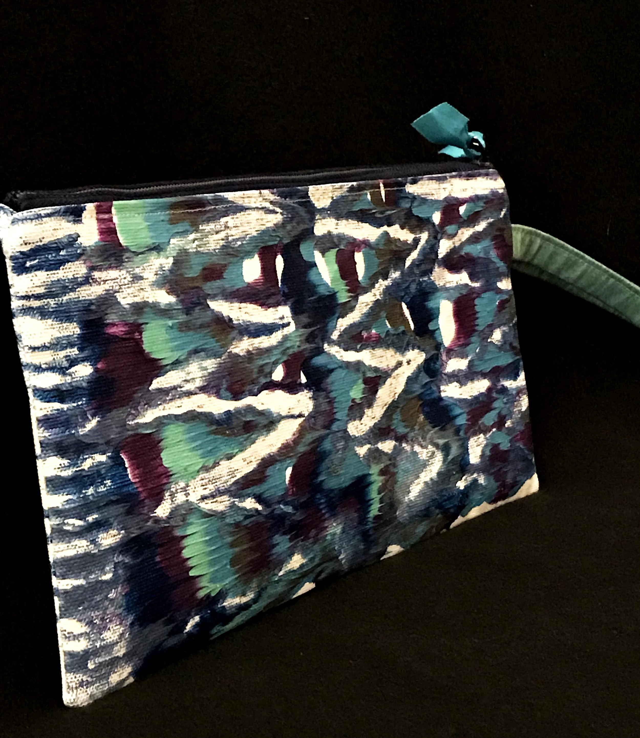 Handpainted canvas clutch "Leah"