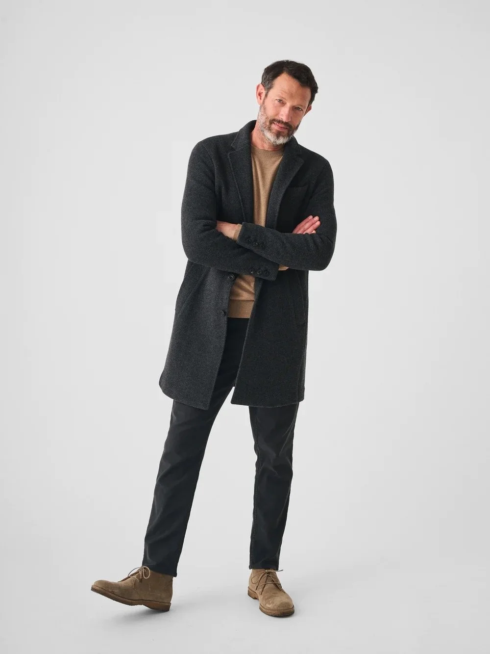 HOL22-faherty-mens-MOH2230-CCL-RESERVE-KNIT-COAT-CHARCOAL_full_1000x.jpeg