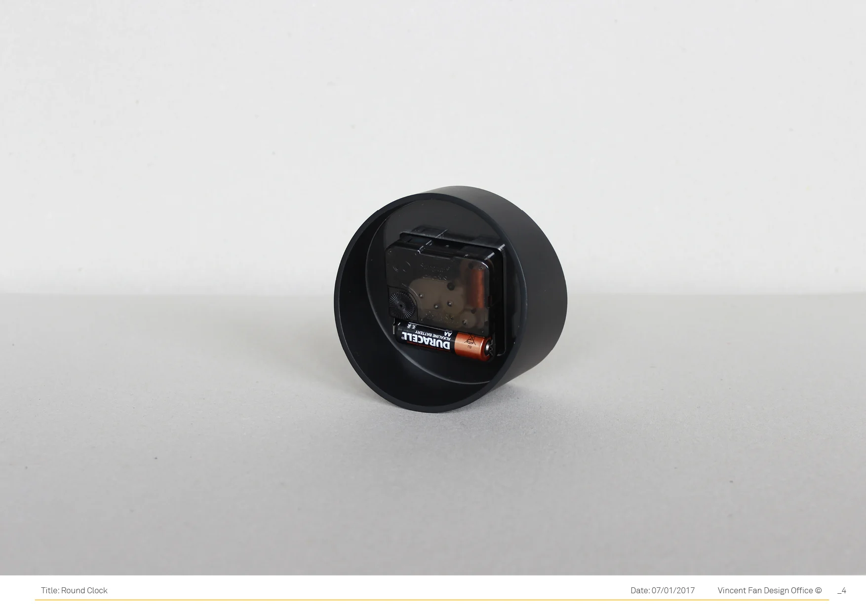RoundClock_1701074.jpg
