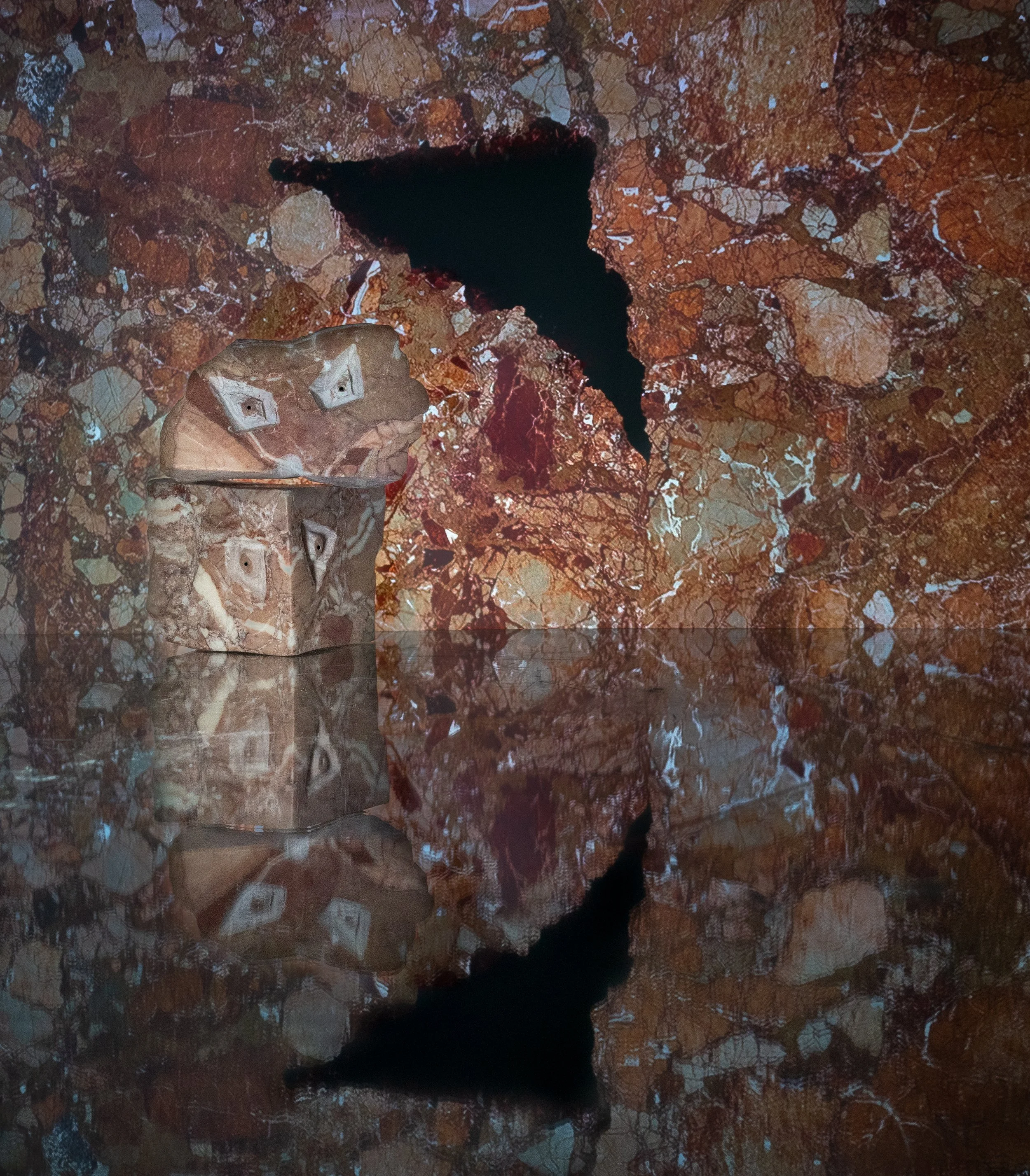 Marble Man Scheming, Camouflaged