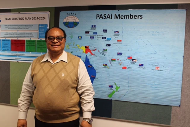 A visit from Dr Pohiva Tu'ionetoa