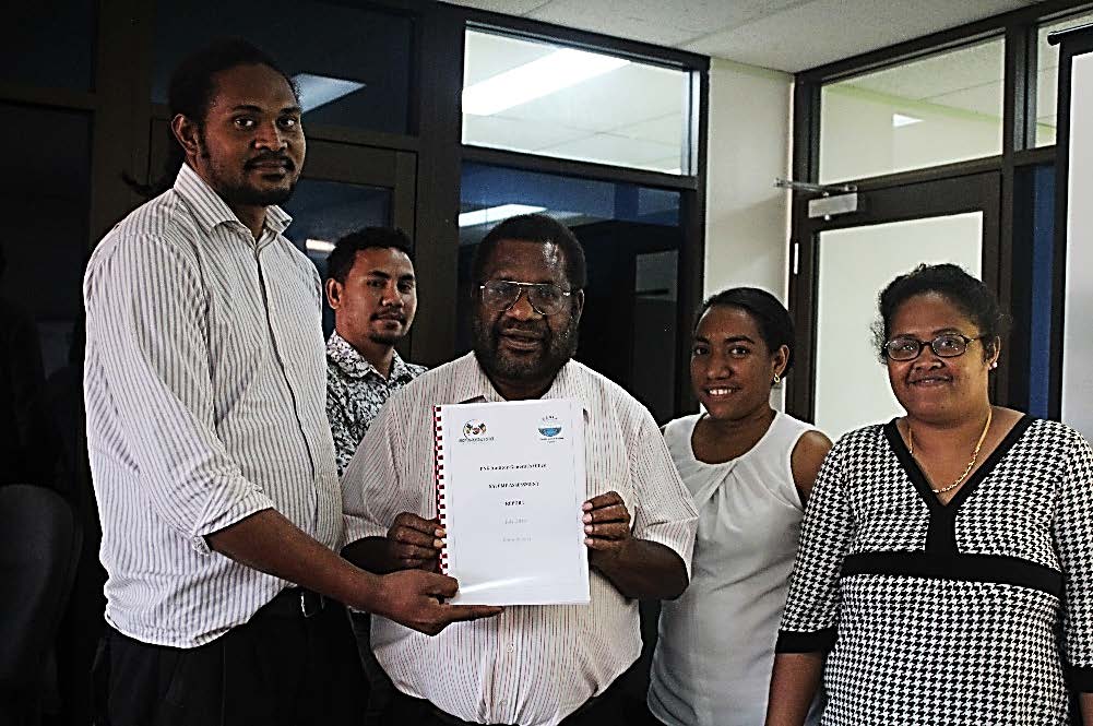 Presentation of the SAI PMF Assessment Report by Project Team Leader Mr To’oro Aveve A/Manager – Training and Development, Mr Benly Micah Senior Technical Officer – Standards, Ms Dallas Kila Senior Technical Officer – Monitoring presenting the report to Mr Gordon Kega , Acting Deputy Auditor General, Provincial & Local Level Government Audit Division and Executive Officer of the Auditor General Ms Catherine Adiunegiya